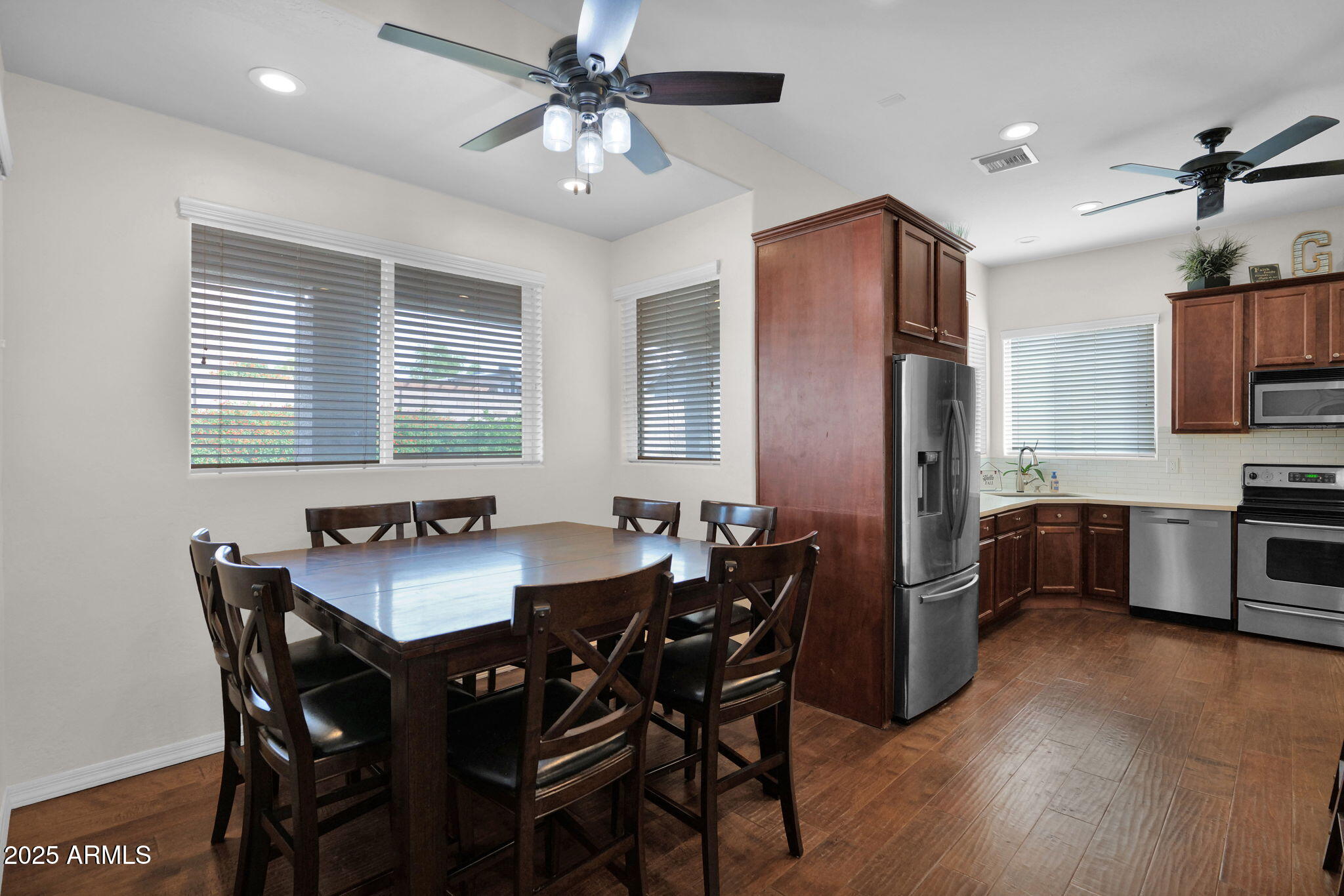 7114 E GRANDVIEW Street Mesa, ON 85207