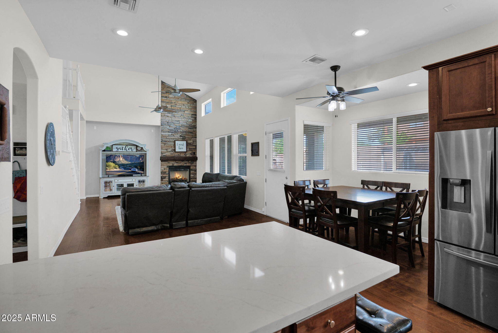 7114 E GRANDVIEW Street Mesa, ON 85207