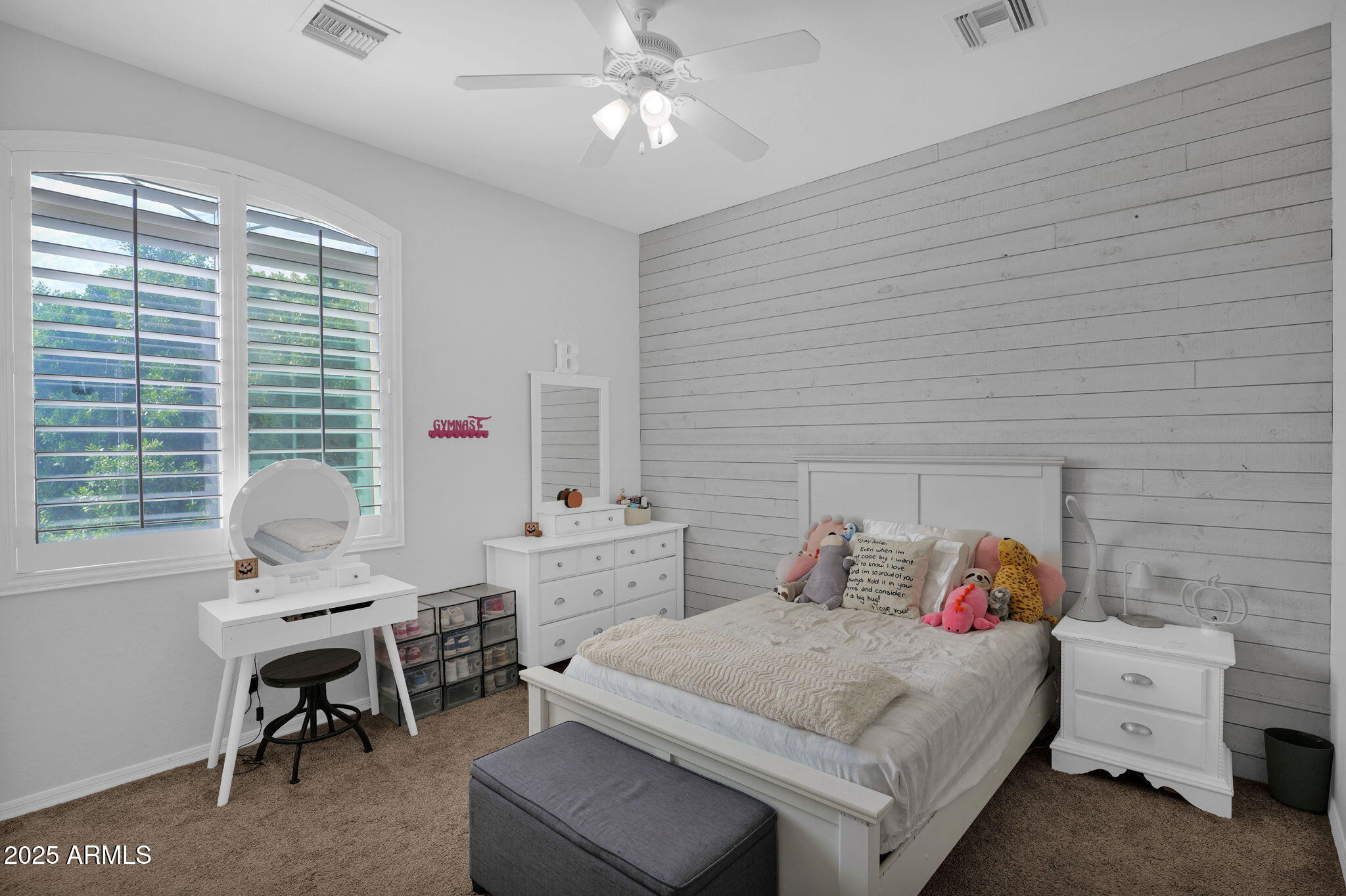 7114 E GRANDVIEW Street Mesa, ON 85207