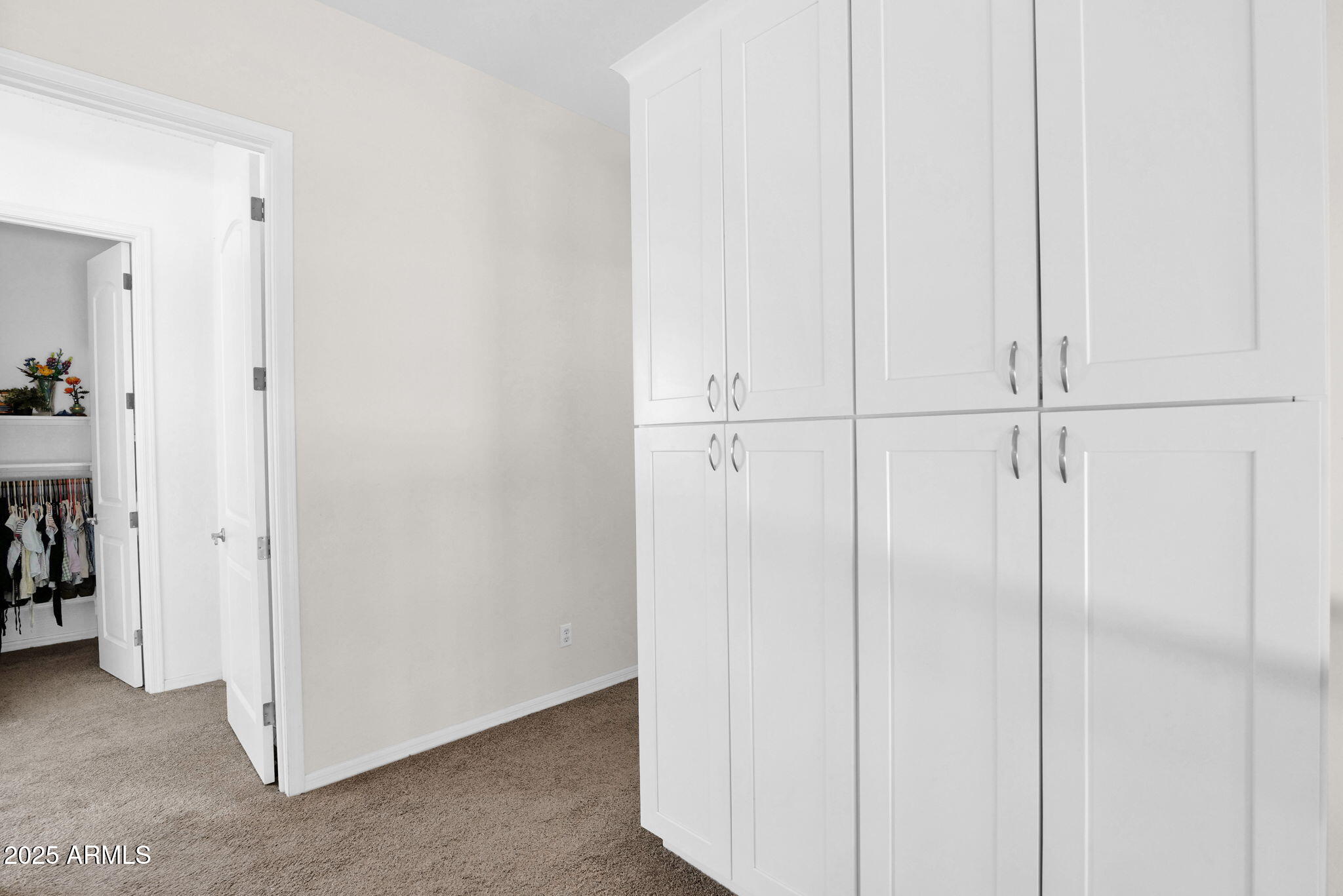 7114 E GRANDVIEW Street Mesa, ON 85207