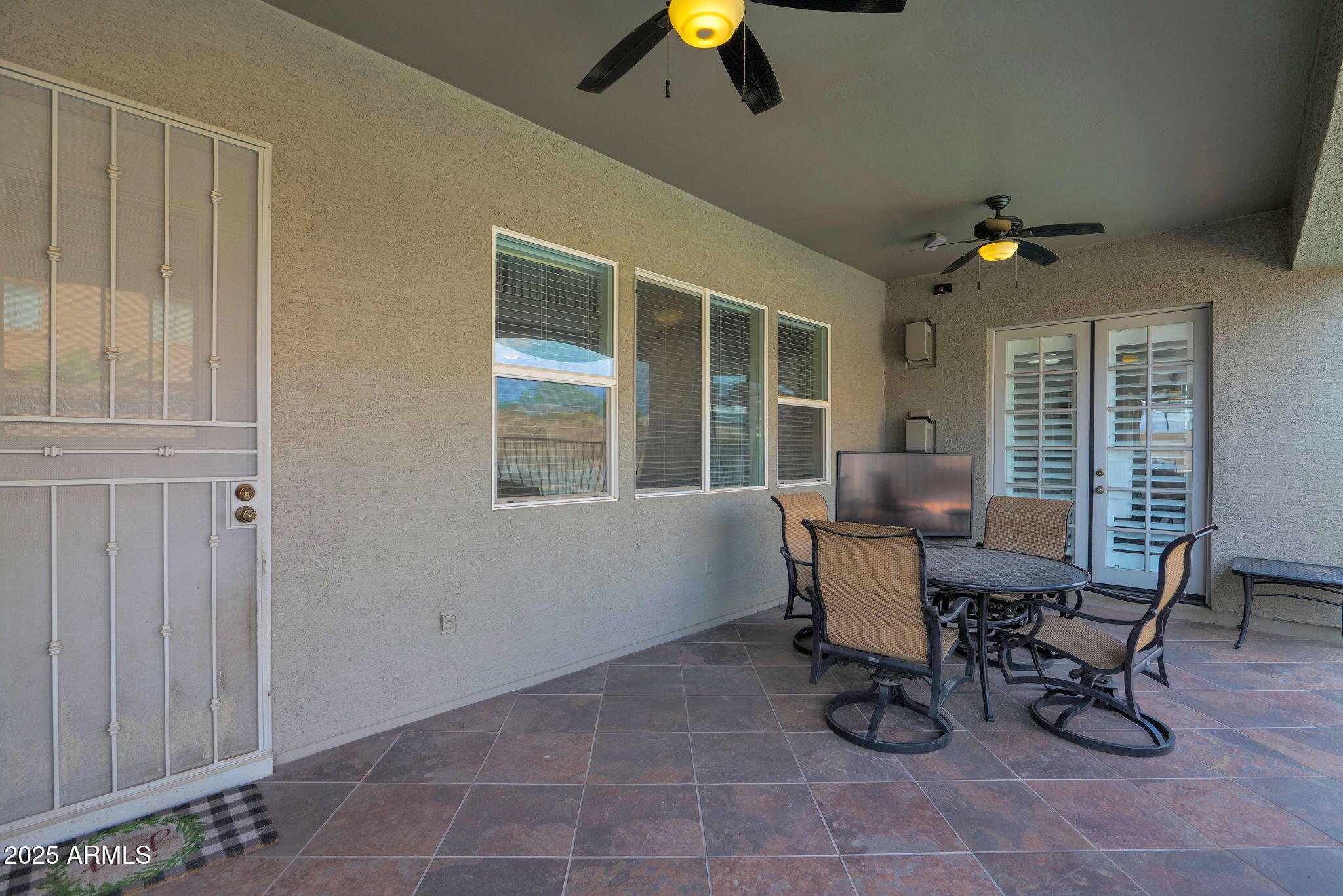 7114 E GRANDVIEW Street Mesa, ON 85207