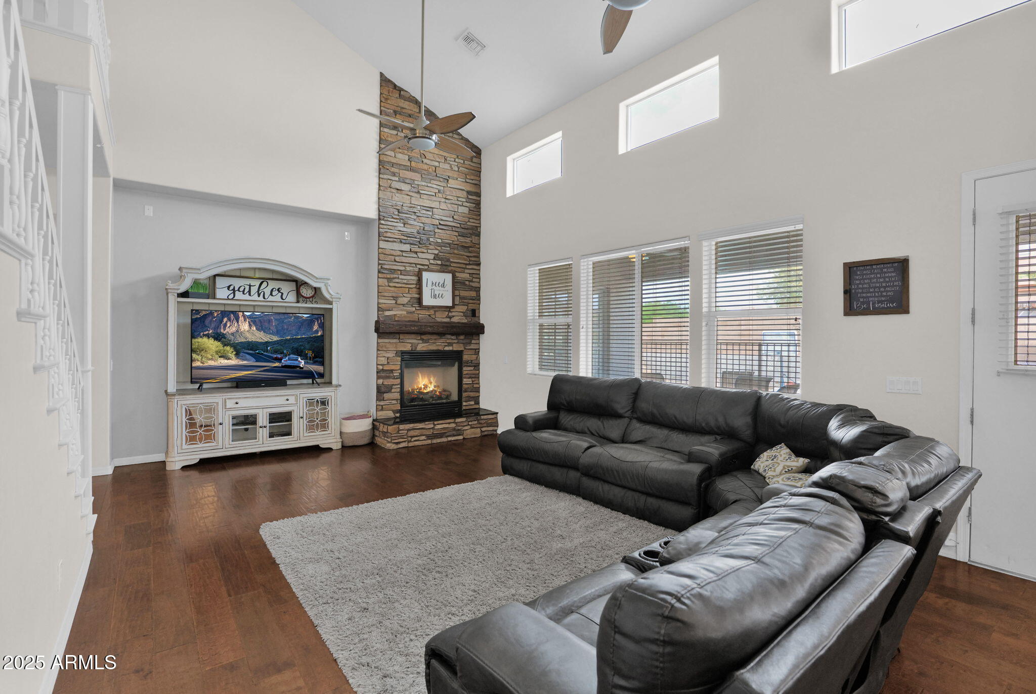 7114 E GRANDVIEW Street Mesa, ON 85207