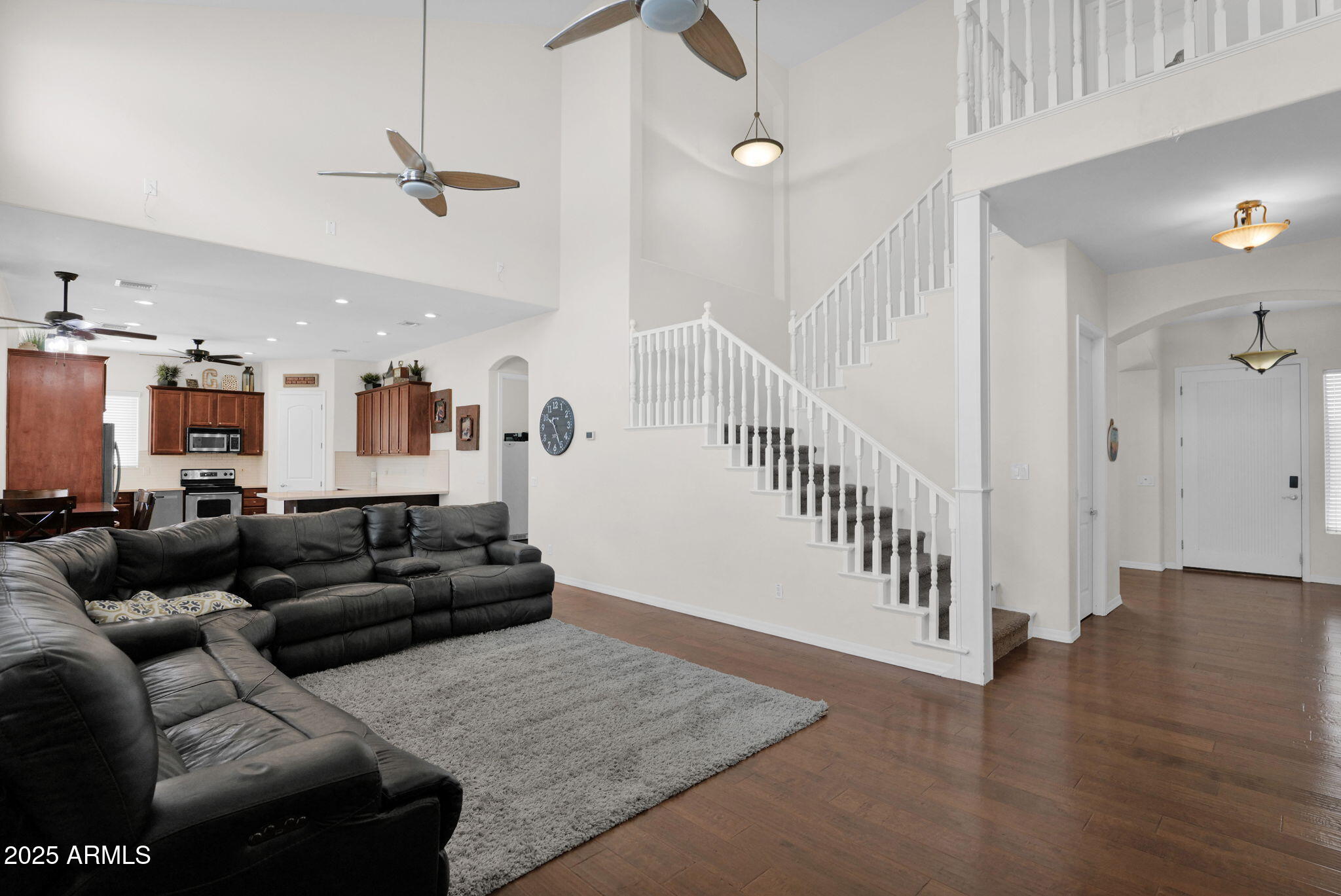 7114 E GRANDVIEW Street Mesa, ON 85207