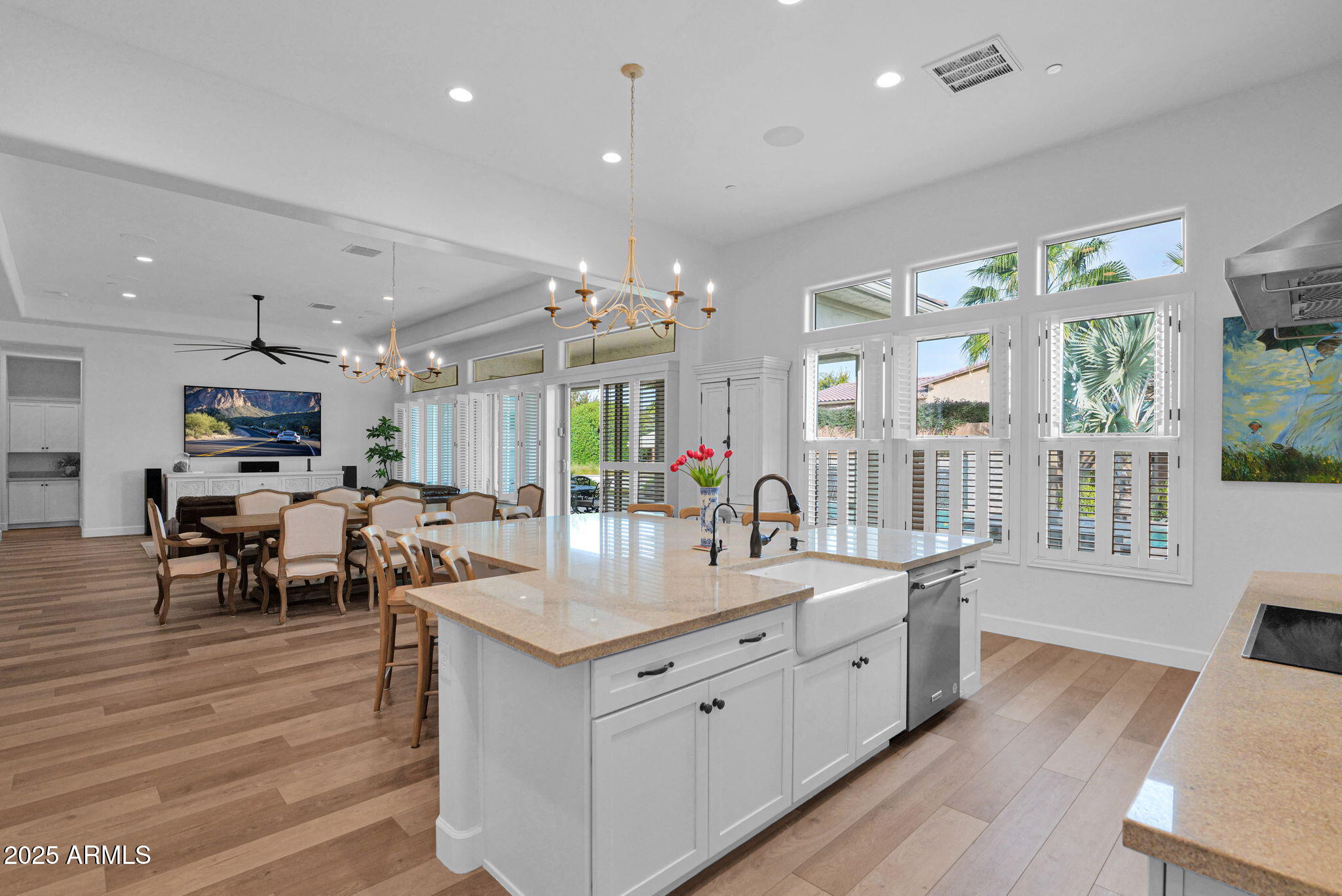 3702 E FOUNTAIN Street Mesa, AZ 85205