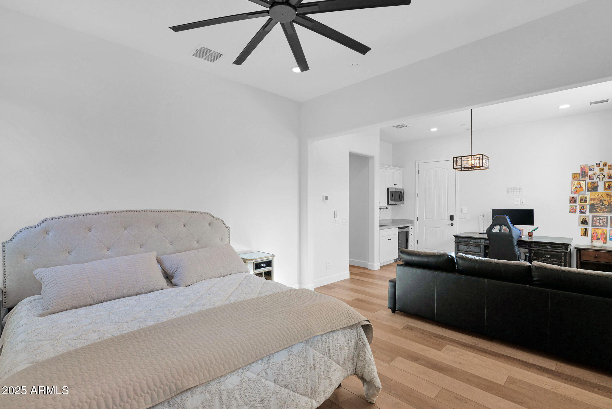 3702 E FOUNTAIN Street Mesa, AZ 85205