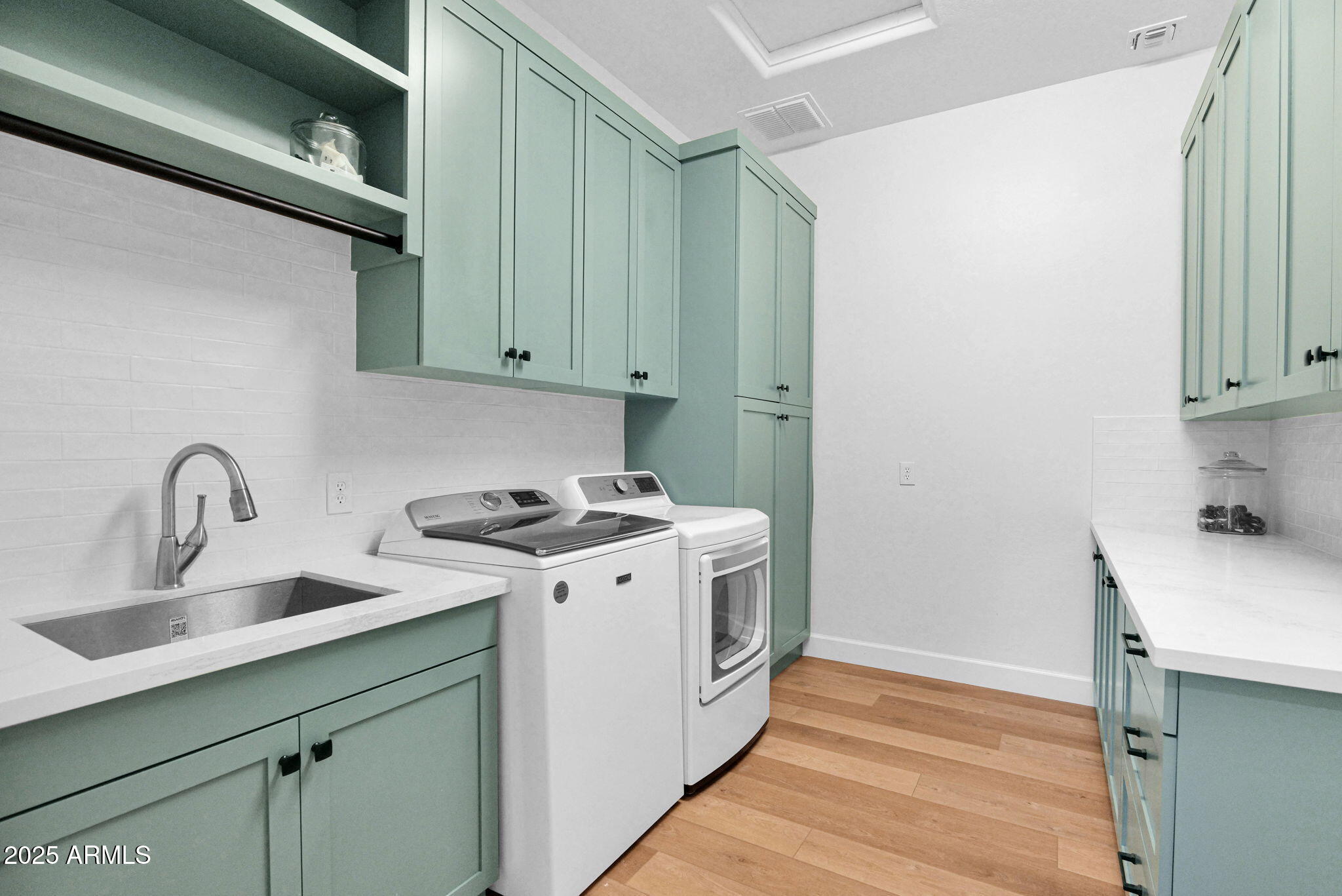 3702 E FOUNTAIN Street Mesa, AZ 85205