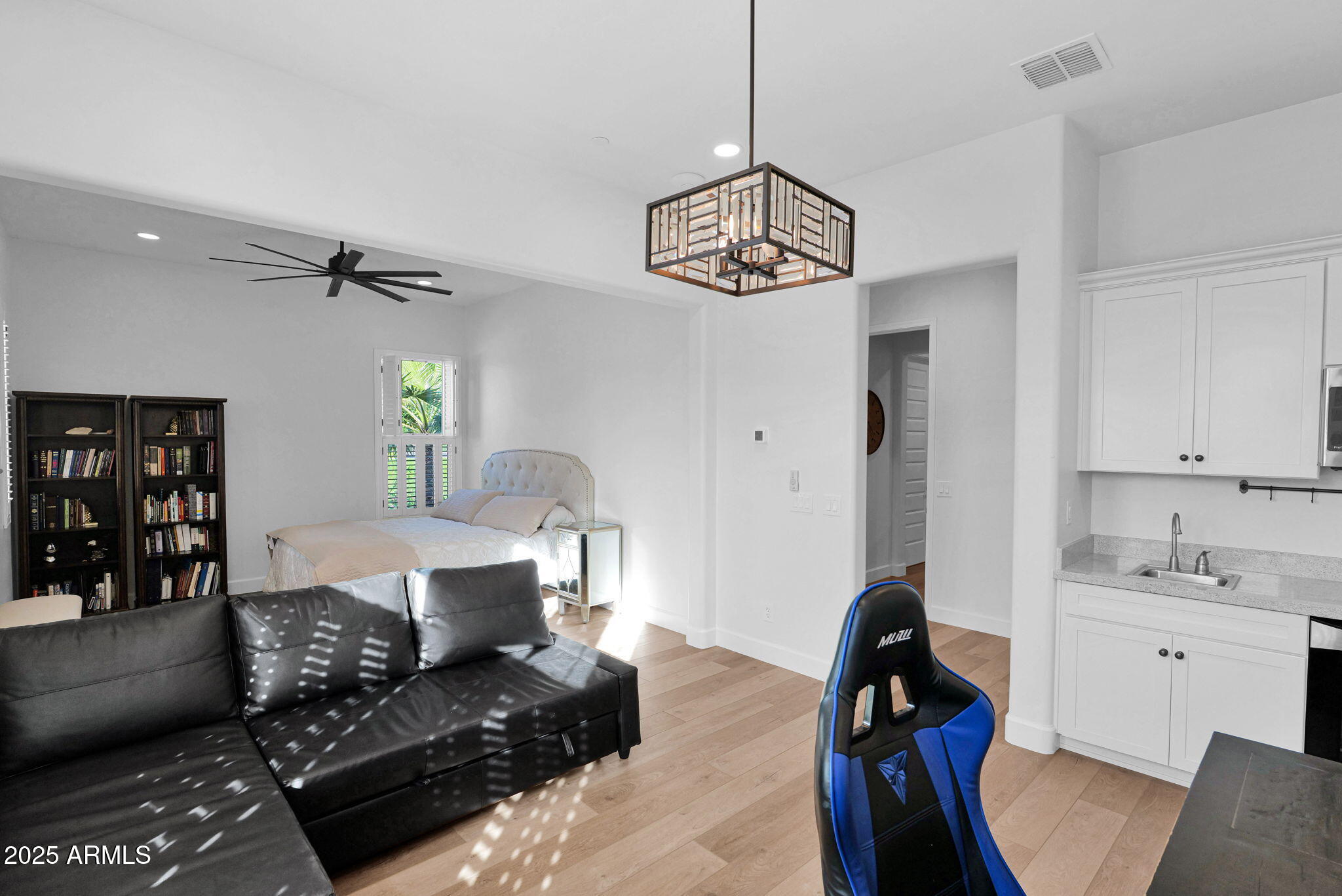 3702 E FOUNTAIN Street Mesa, AZ 85205