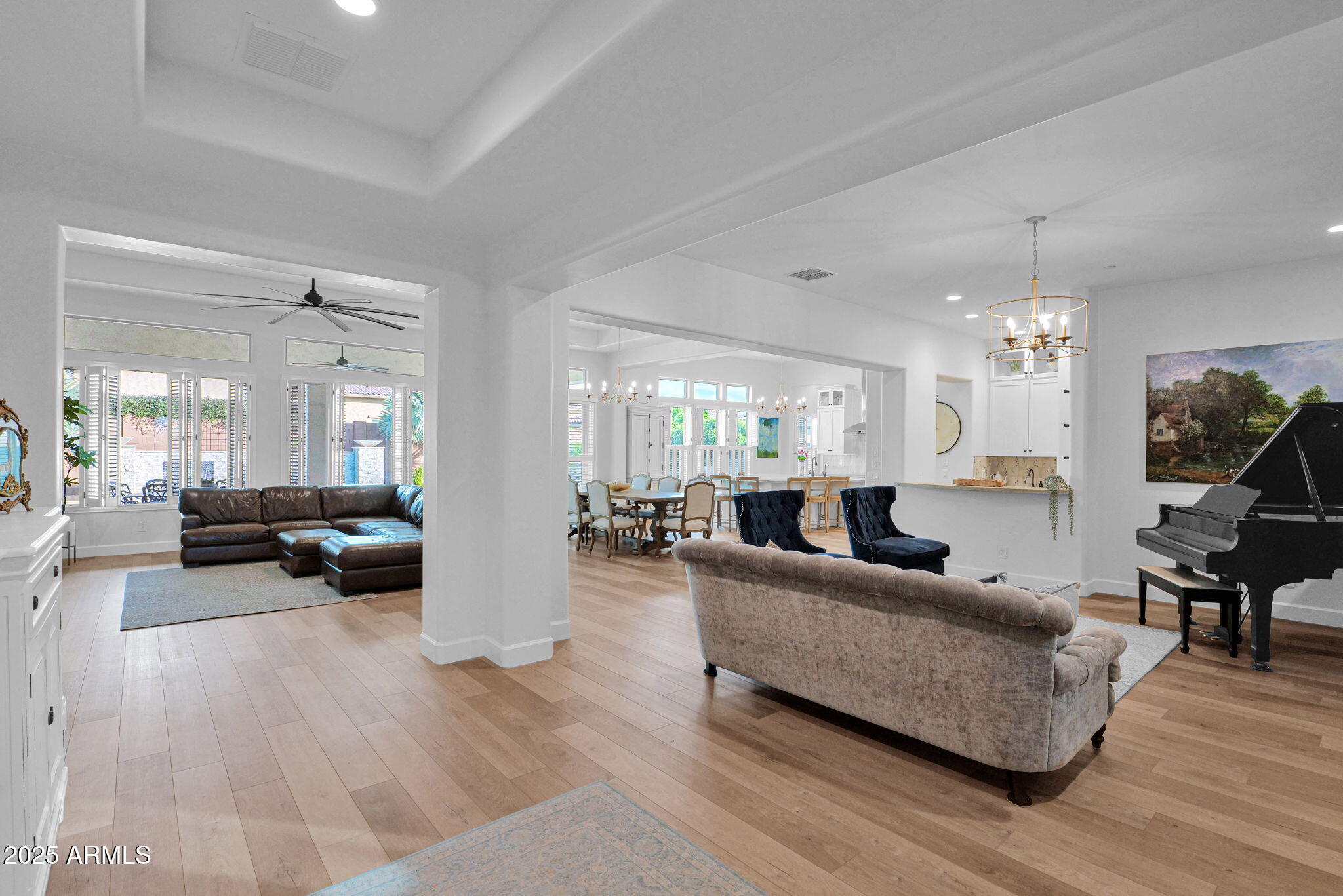 3702 E FOUNTAIN Street Mesa, AZ 85205