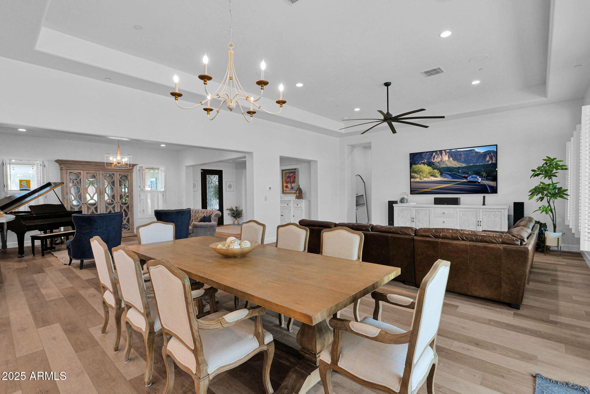 3702 E FOUNTAIN Street Mesa, AZ 85205