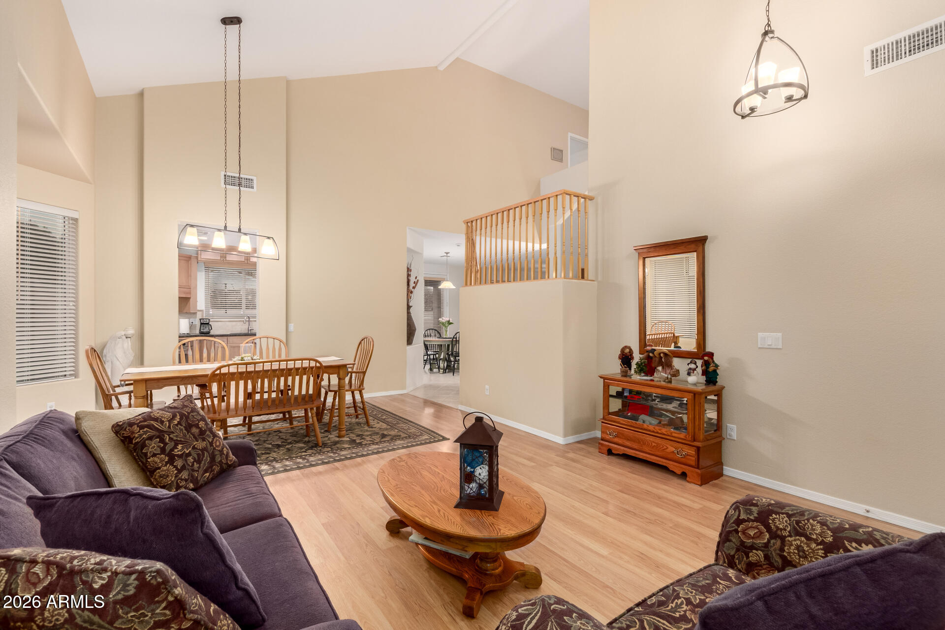 4253 E MOLLY Lane Cave Creek, ON 85331