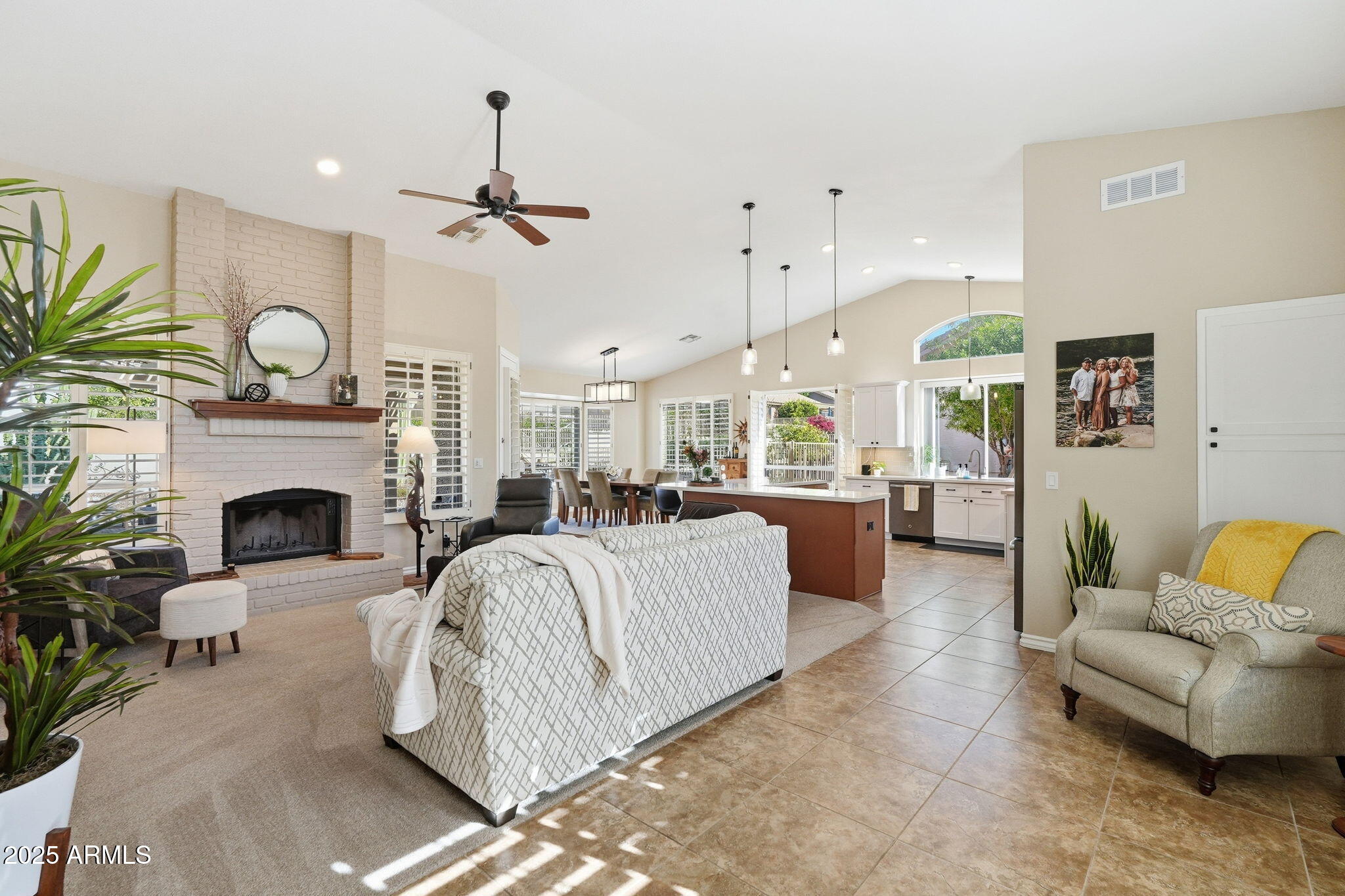 8696 E ALOE Drive Gold Canyon, ON 85118