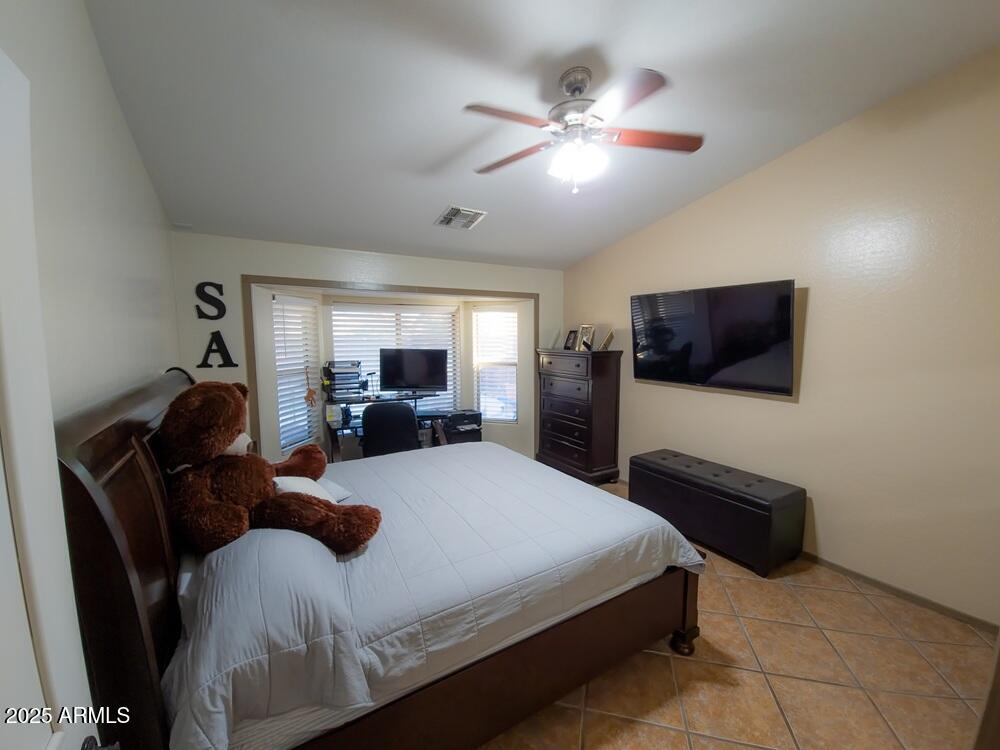 11341 E EDGEWOOD Avenue Mesa, AZ 85208