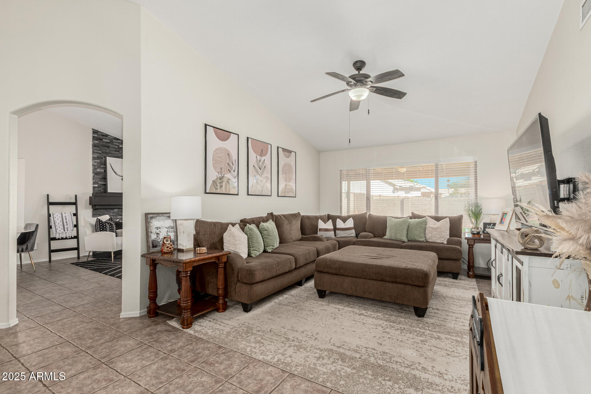 20017 N 77TH Avenue Glendale, AZ 85308