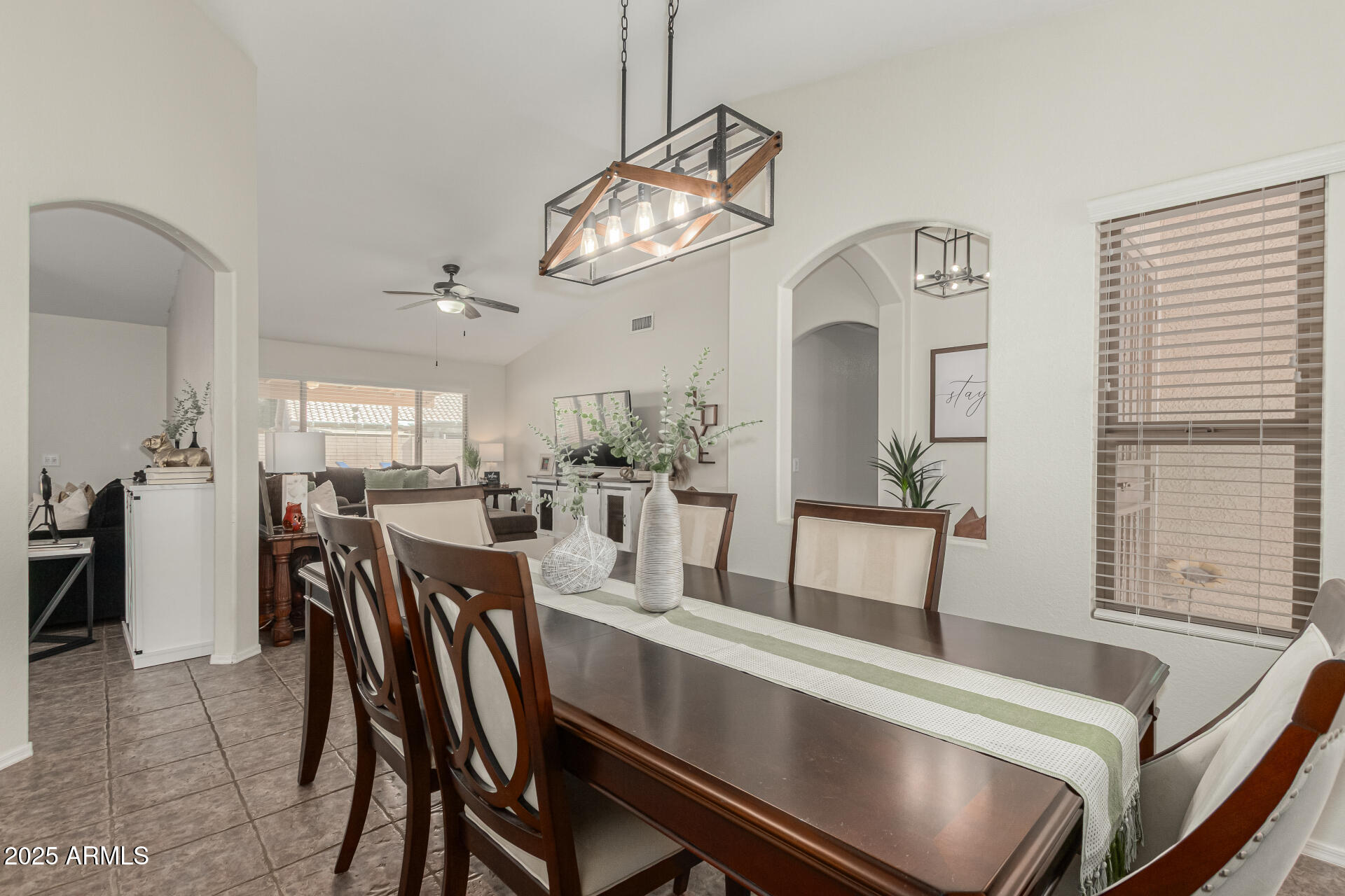 20017 N 77TH Avenue Glendale, AZ 85308