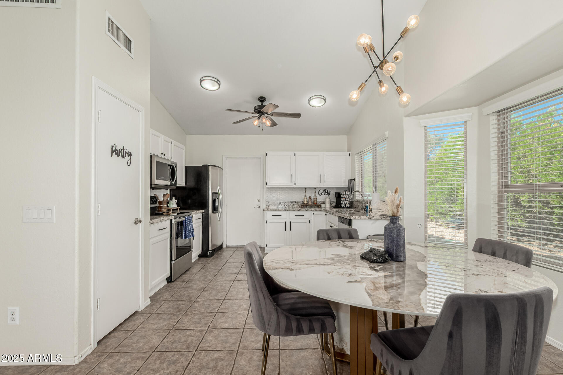 20017 N 77TH Avenue Glendale, AZ 85308