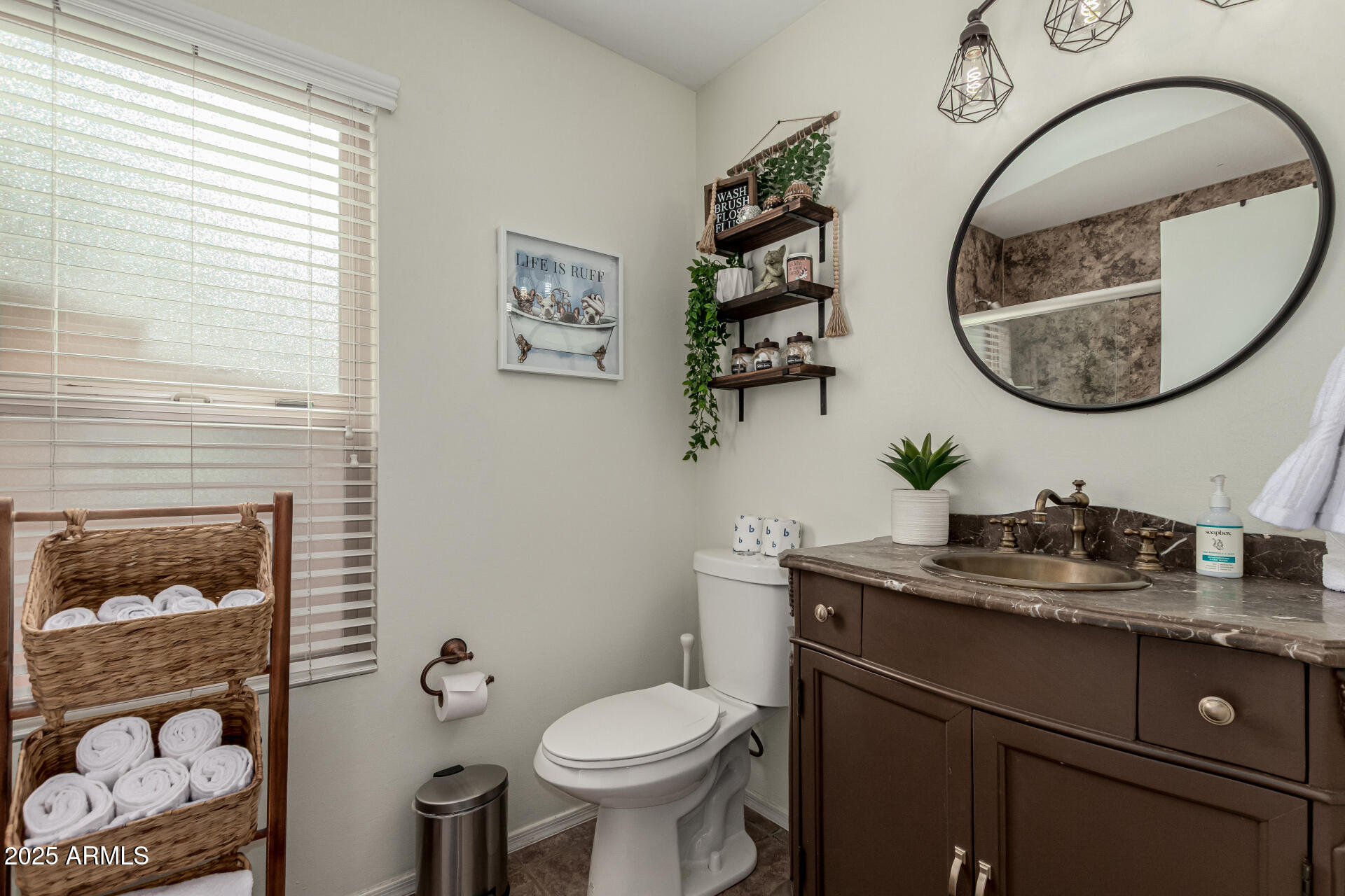 20017 N 77TH Avenue Glendale, AZ 85308