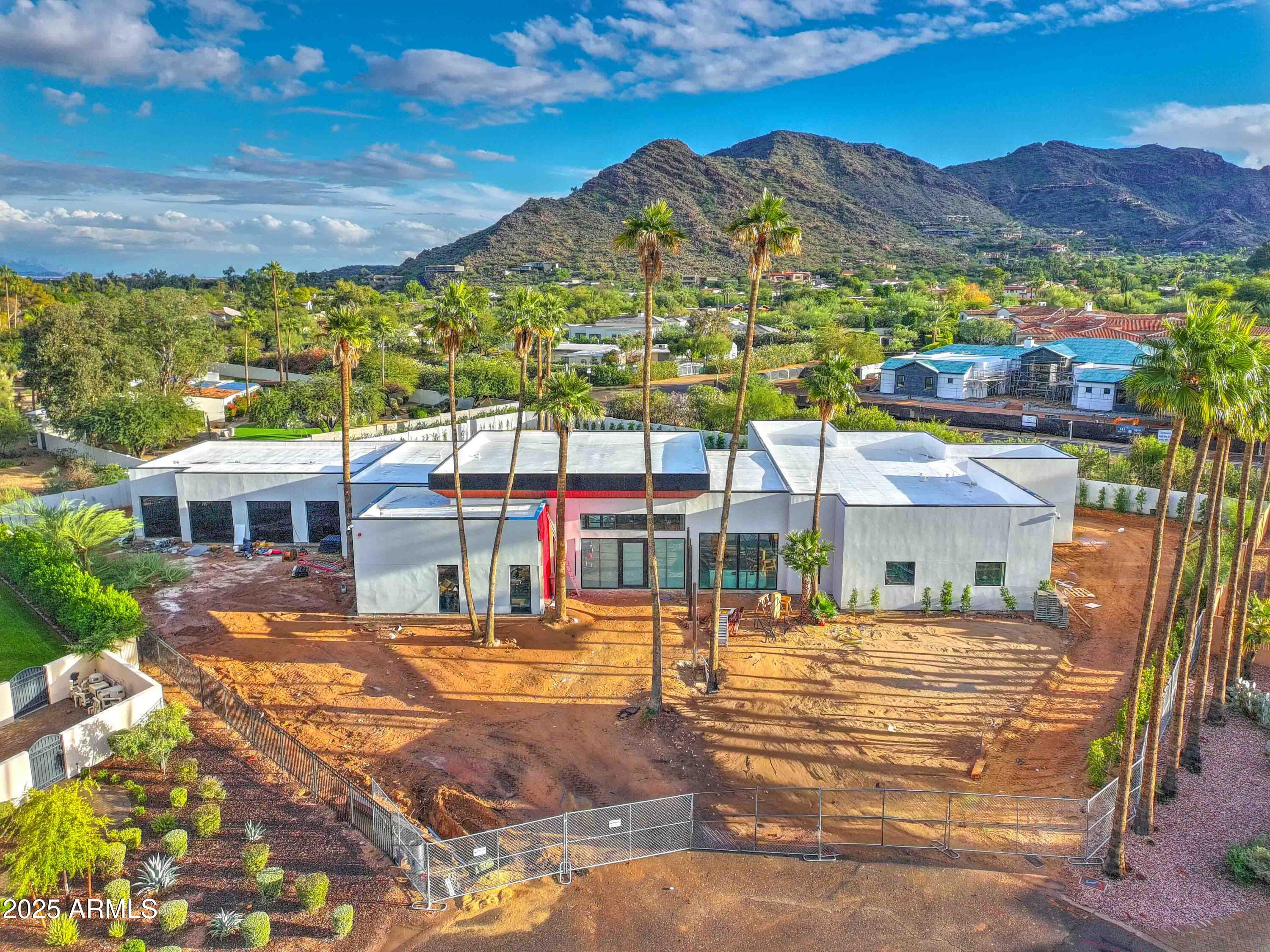 5215 E ORCHID Lane Paradise Valley, AZ 85253