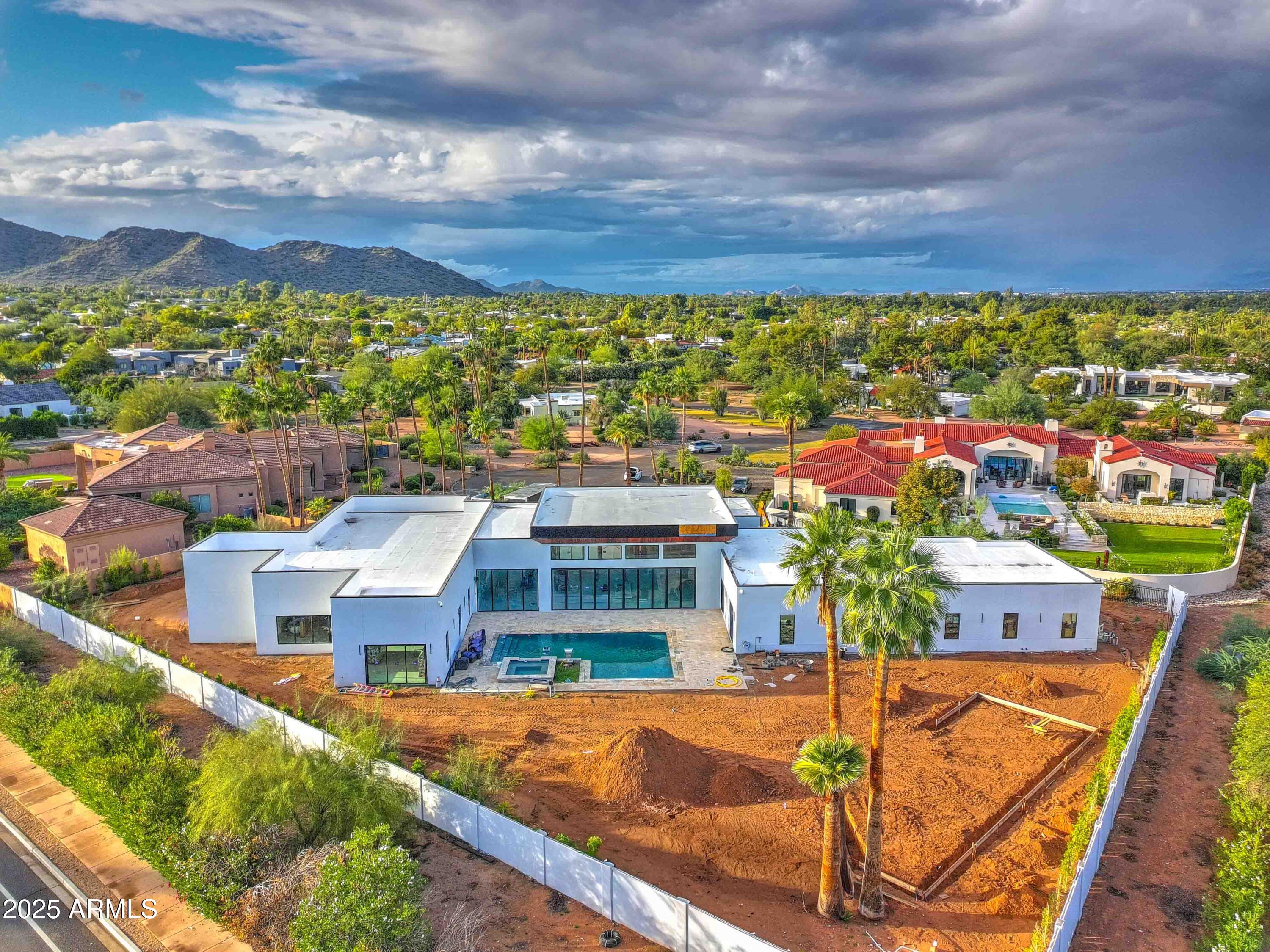 5215 E ORCHID Lane Paradise Valley, AZ 85253