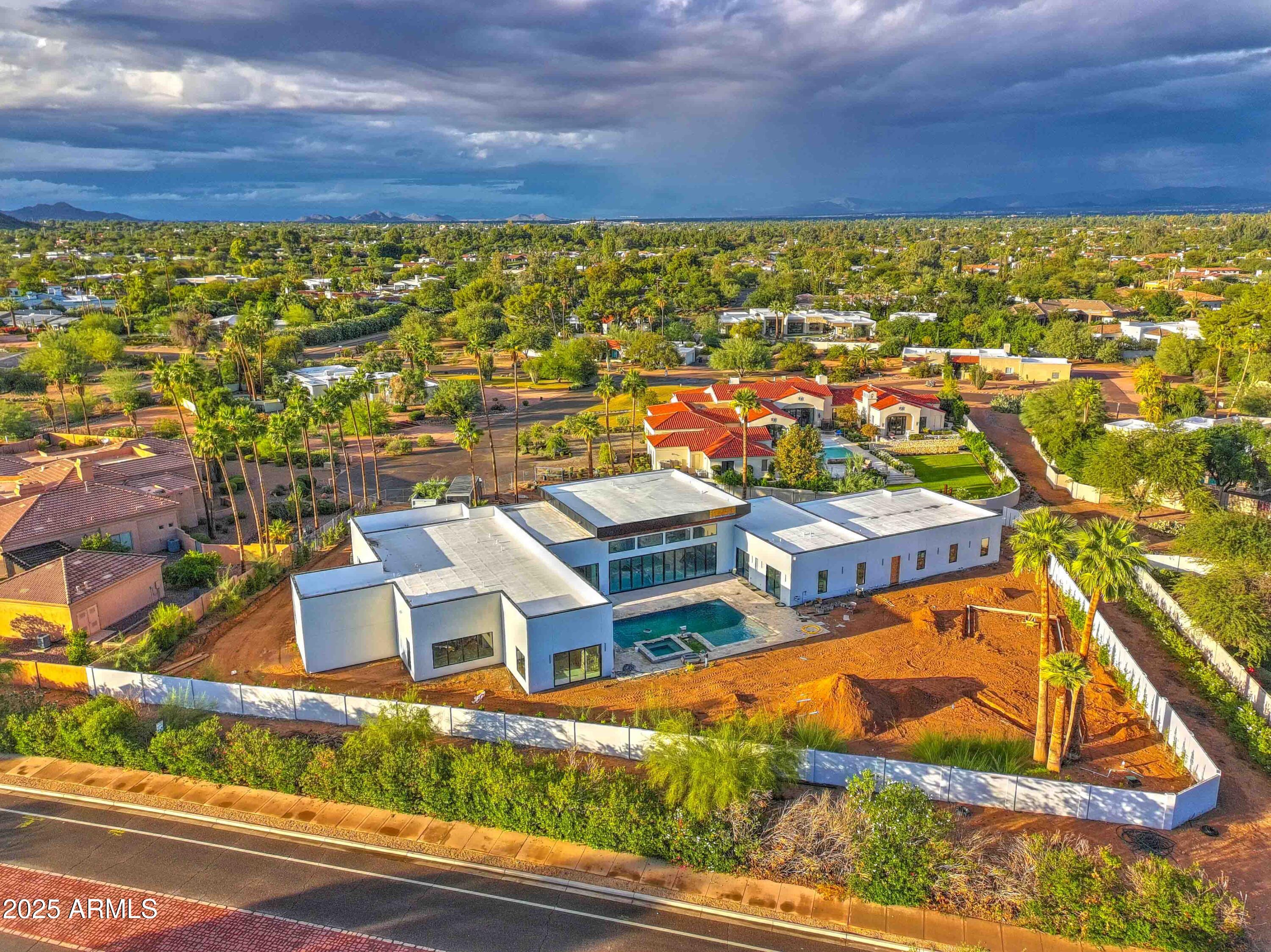 5215 E ORCHID Lane Paradise Valley, AZ 85253