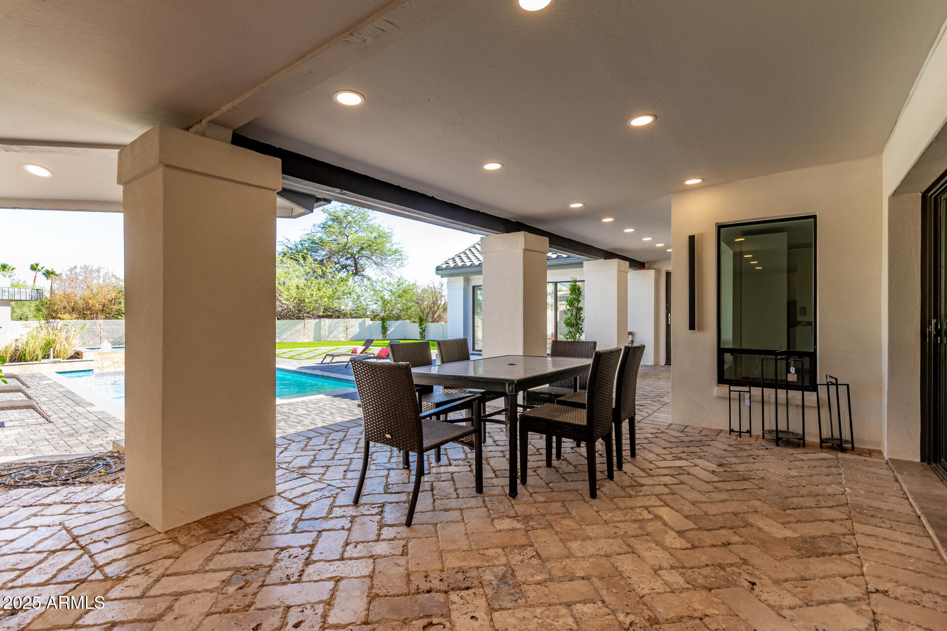 3301 E ROVEY Avenue Paradise Valley, AZ 85253