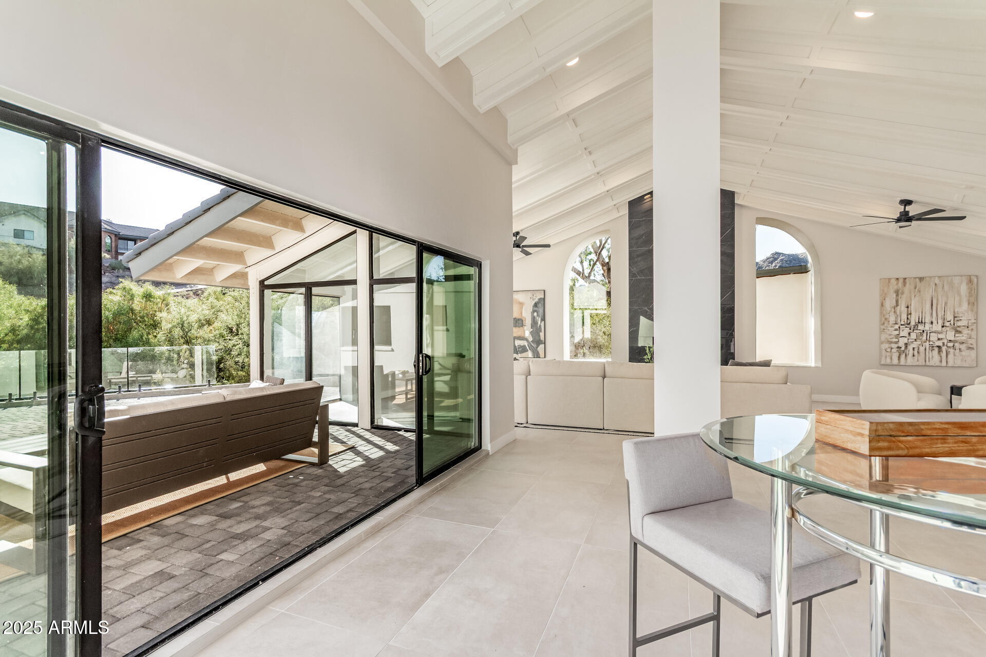 3301 E ROVEY Avenue Paradise Valley, AZ 85253