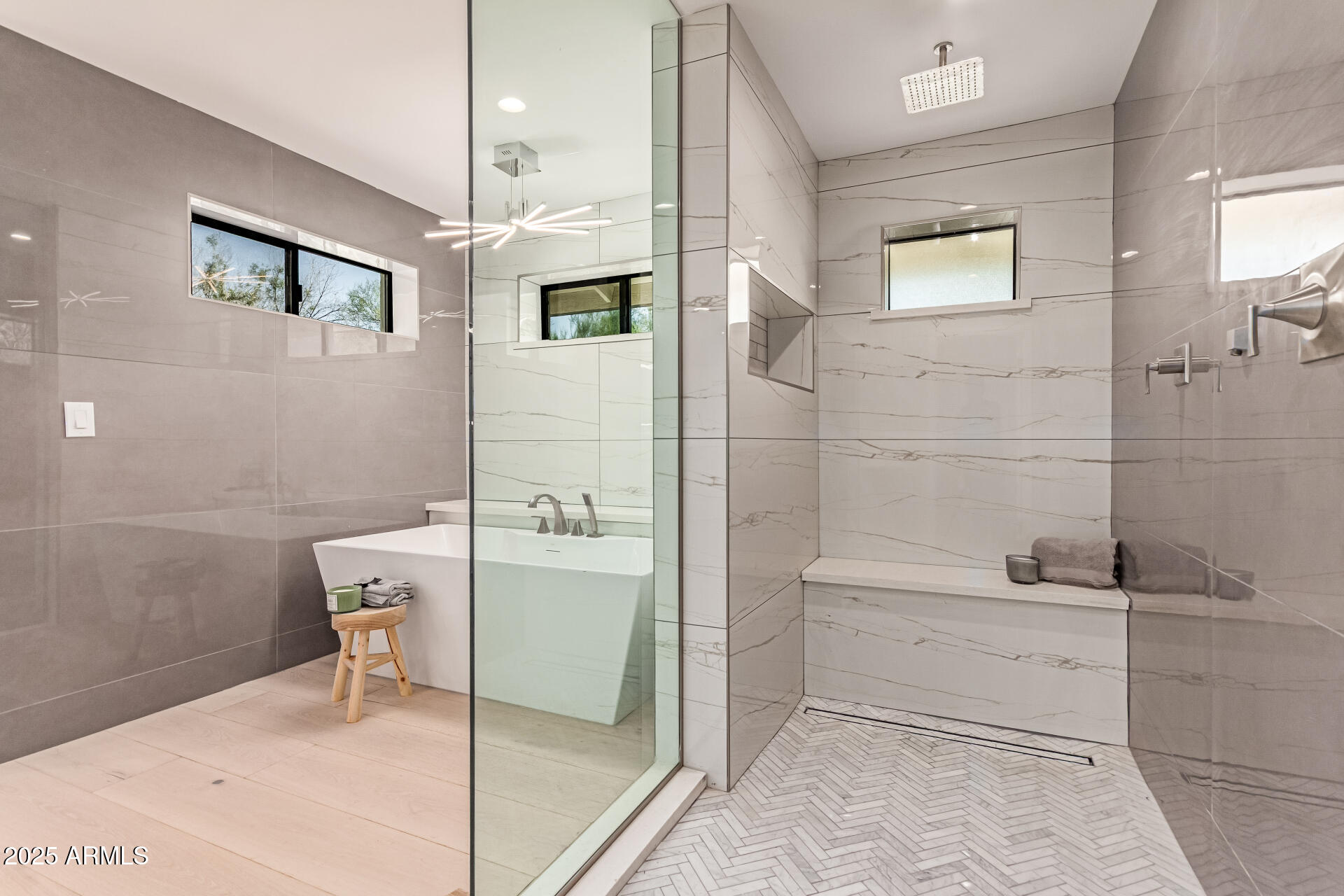 3301 E ROVEY Avenue Paradise Valley, AZ 85253