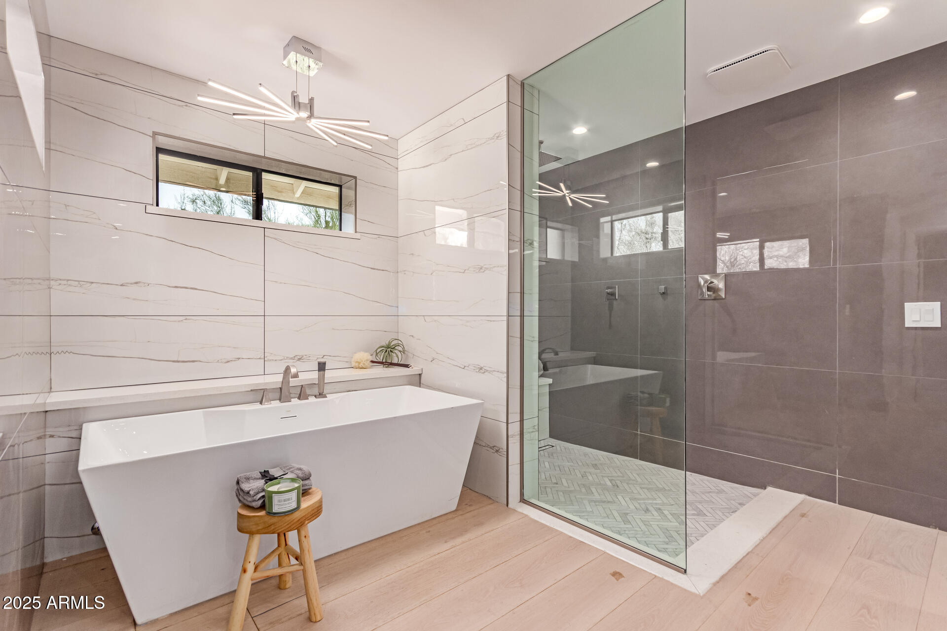 3301 E ROVEY Avenue Paradise Valley, AZ 85253