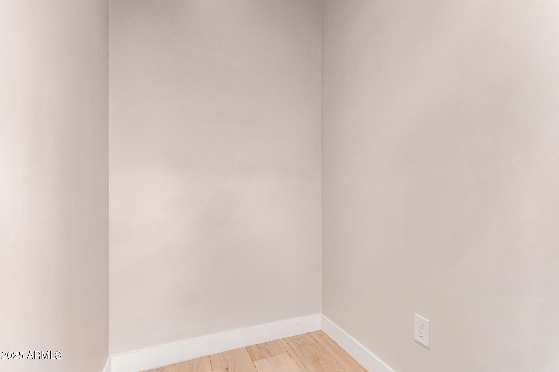 3301 E ROVEY Avenue Paradise Valley, AZ 85253