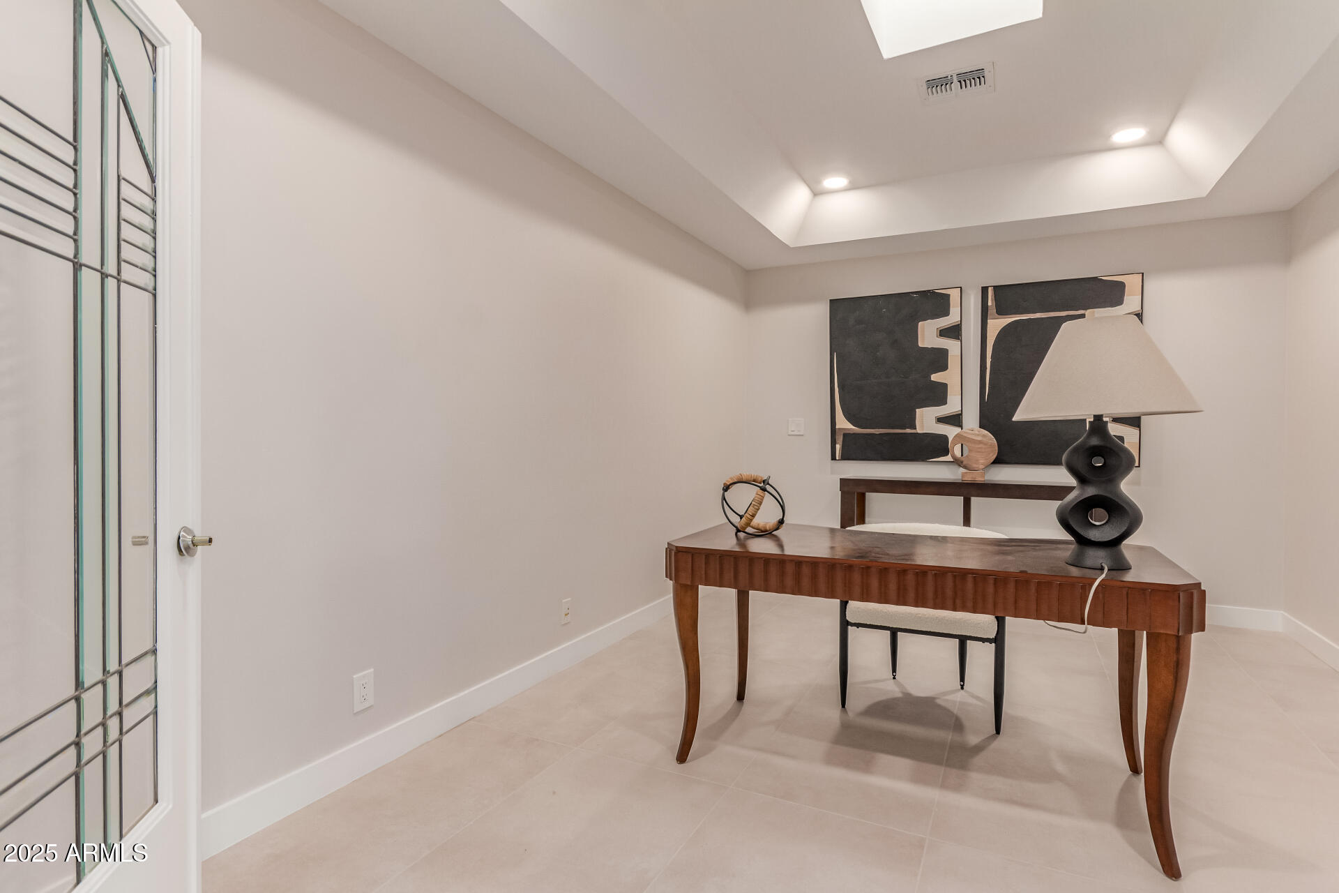 3301 E ROVEY Avenue Paradise Valley, AZ 85253