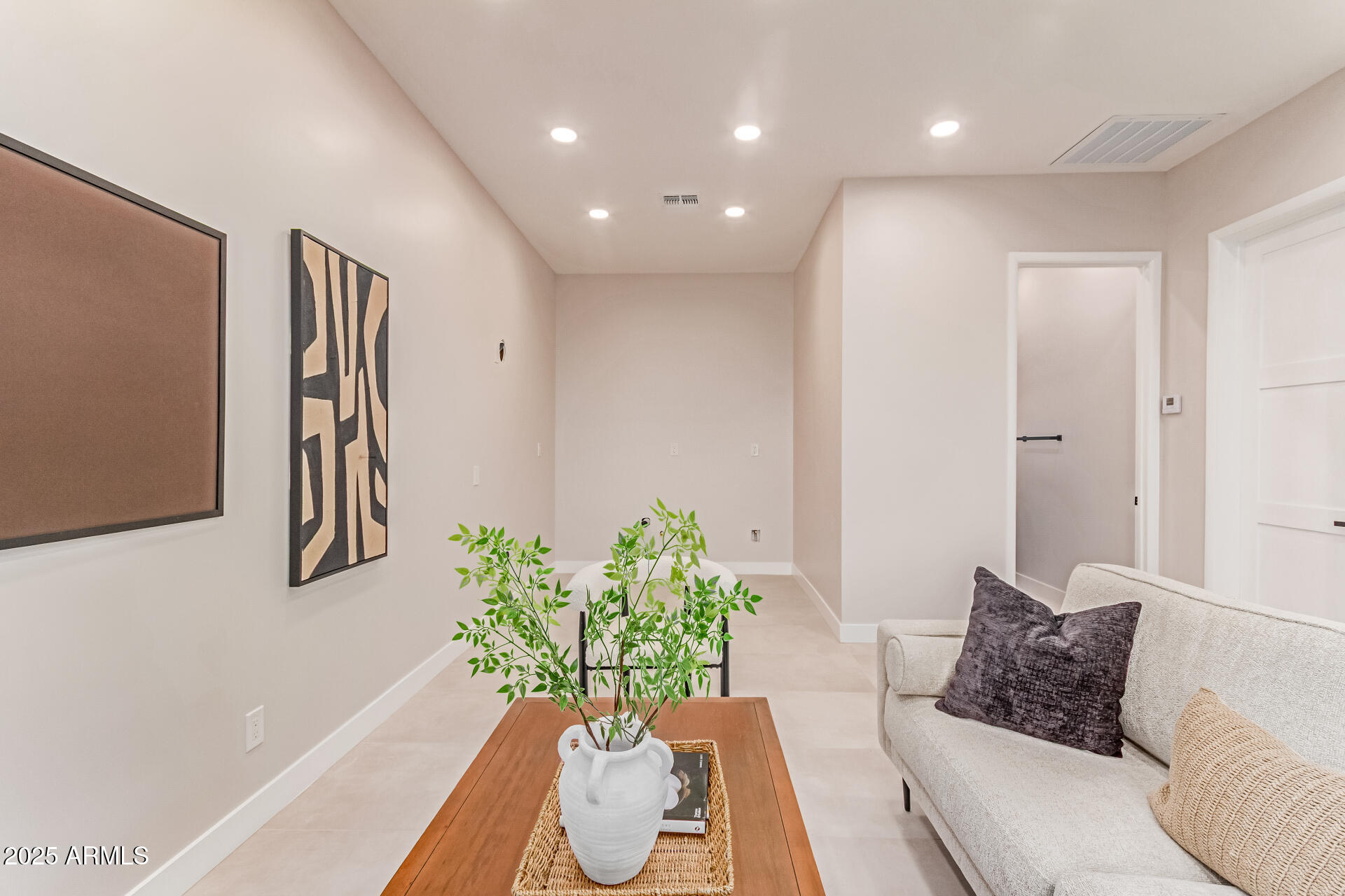 3301 E ROVEY Avenue Paradise Valley, AZ 85253