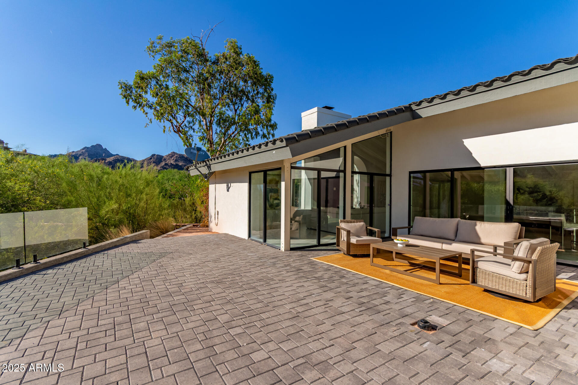 3301 E ROVEY Avenue Paradise Valley, AZ 85253