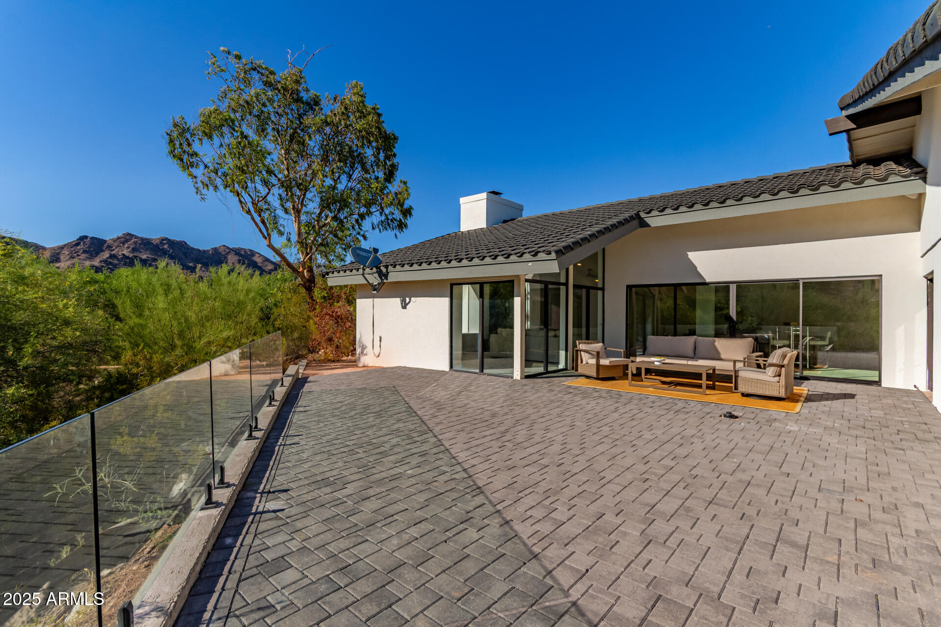 3301 E ROVEY Avenue Paradise Valley, AZ 85253