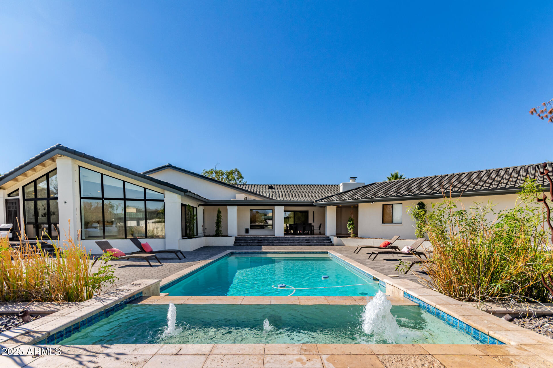 3301 E ROVEY Avenue Paradise Valley, AZ 85253