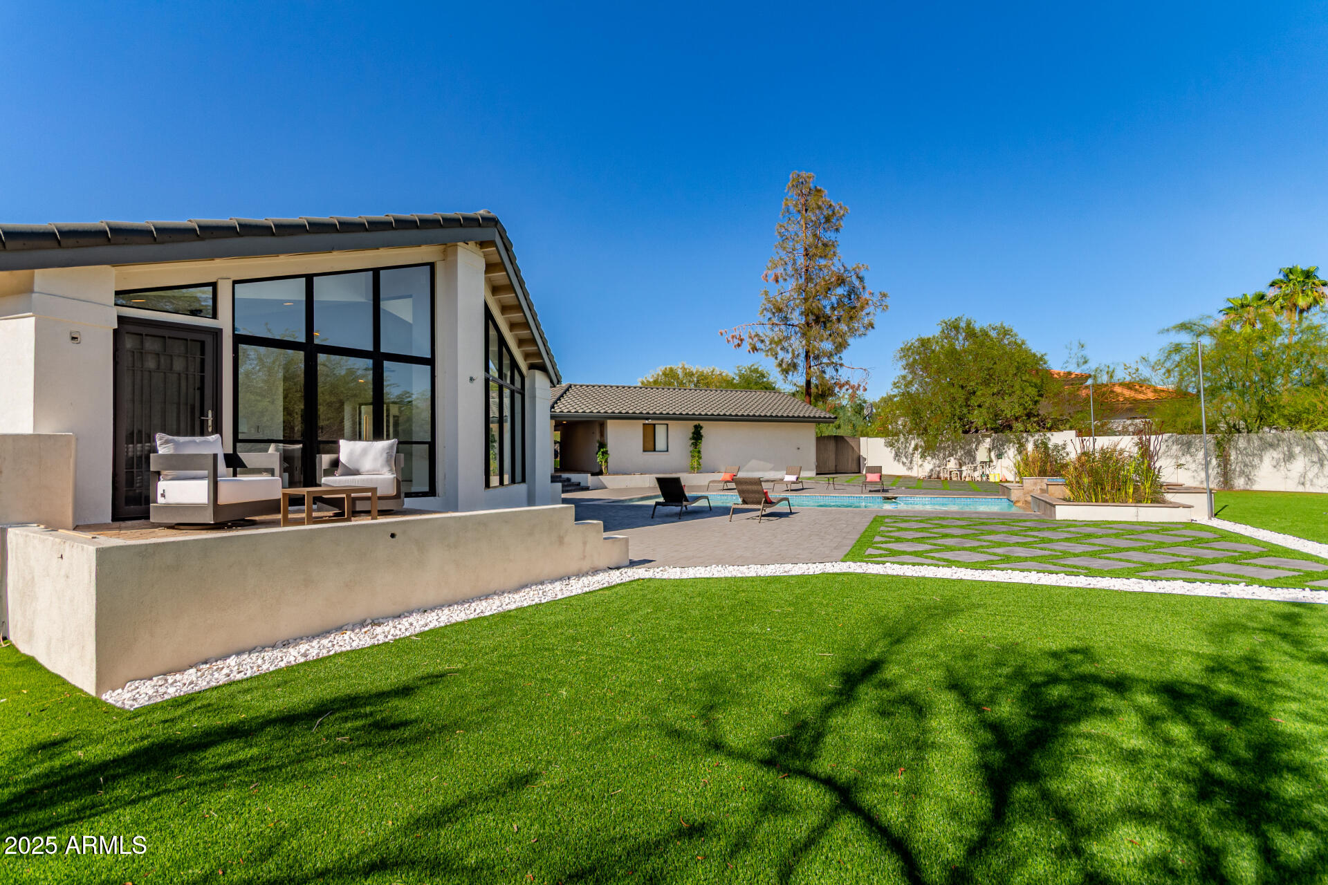 3301 E ROVEY Avenue Paradise Valley, AZ 85253