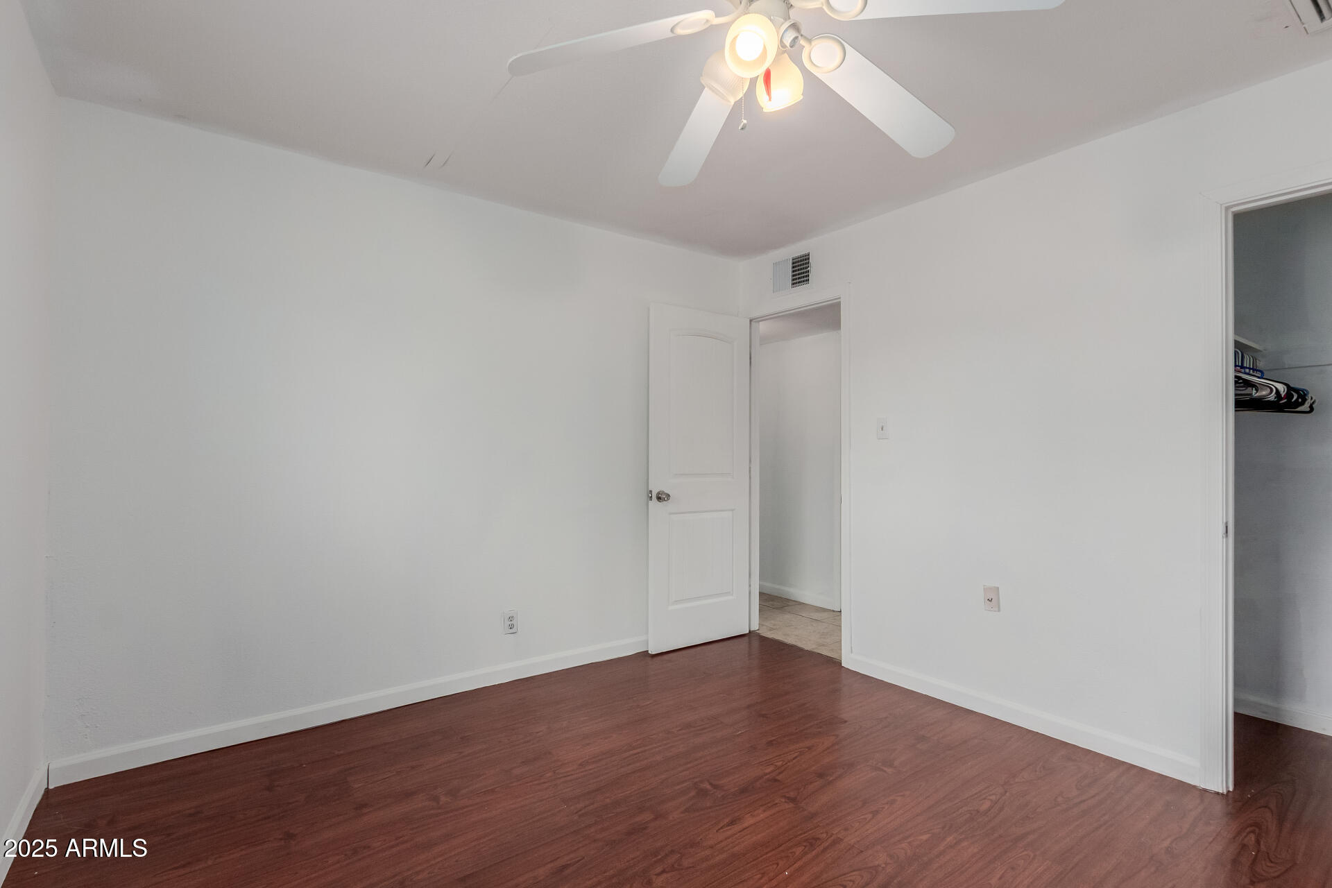 4944 W SIERRA VISTA Drive Glendale, AZ 85301