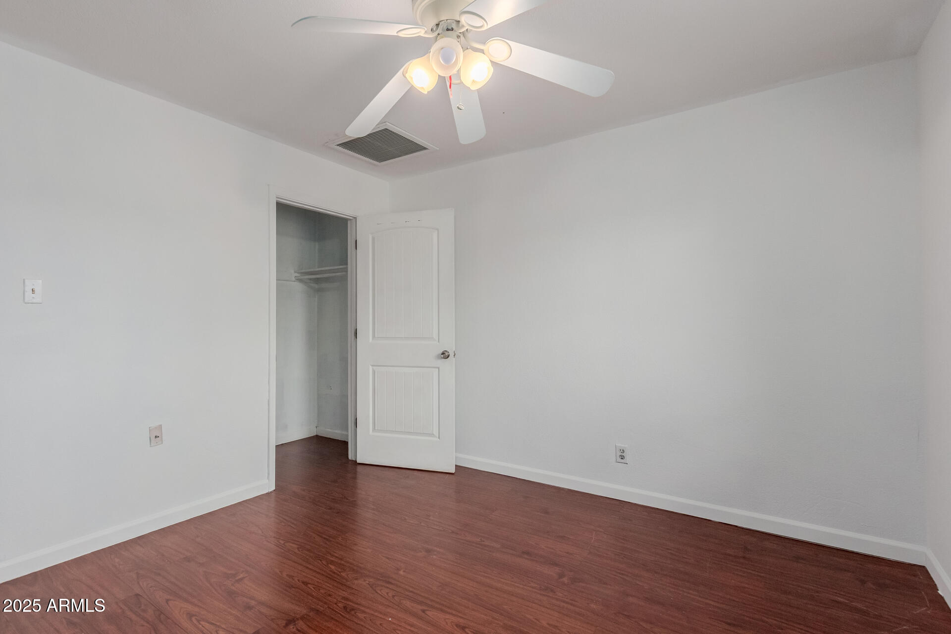 4944 W SIERRA VISTA Drive Glendale, AZ 85301