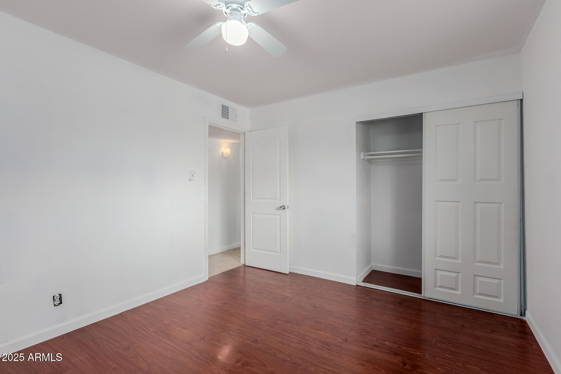 4944 W SIERRA VISTA Drive Glendale, AZ 85301