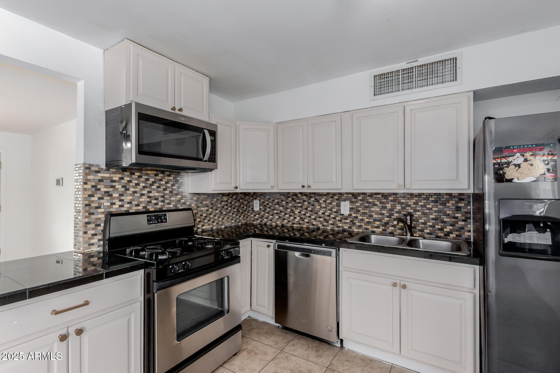 4944 W SIERRA VISTA Drive Glendale, AZ 85301