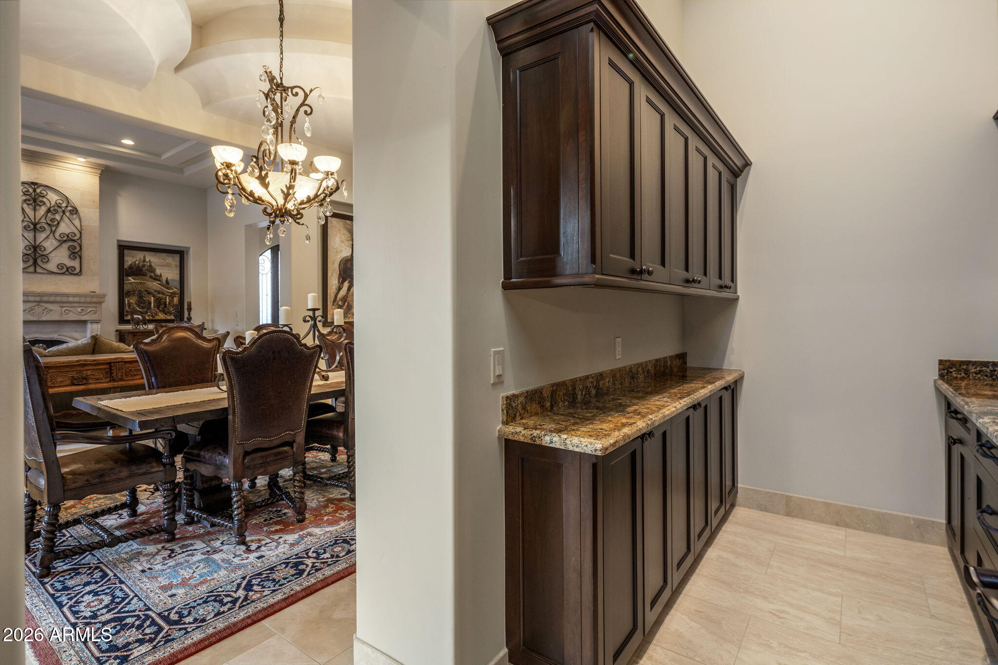 8111 N 62ND Place Paradise Valley, AZ 85253