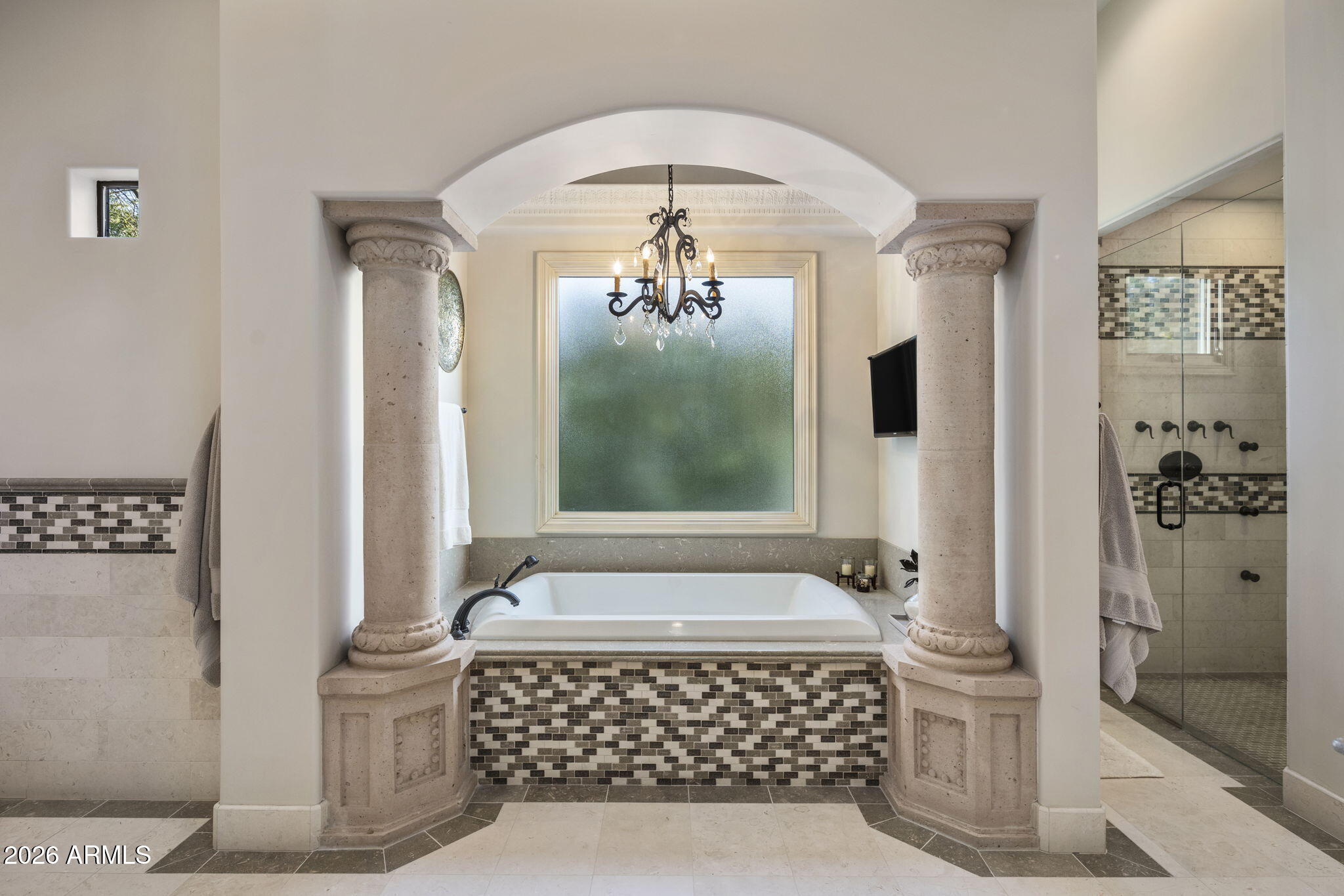 8111 N 62ND Place Paradise Valley, AZ 85253