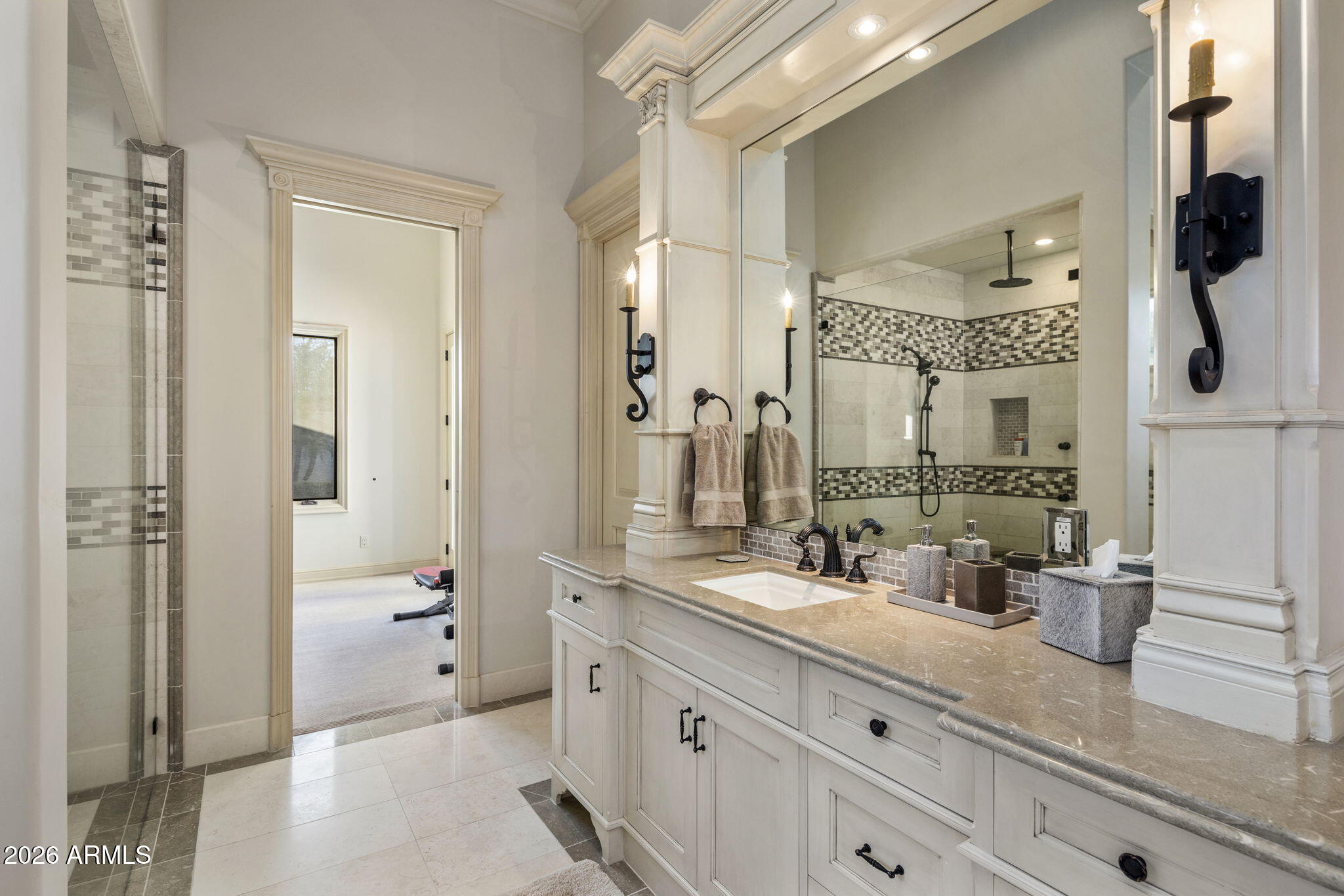 8111 N 62ND Place Paradise Valley, AZ 85253