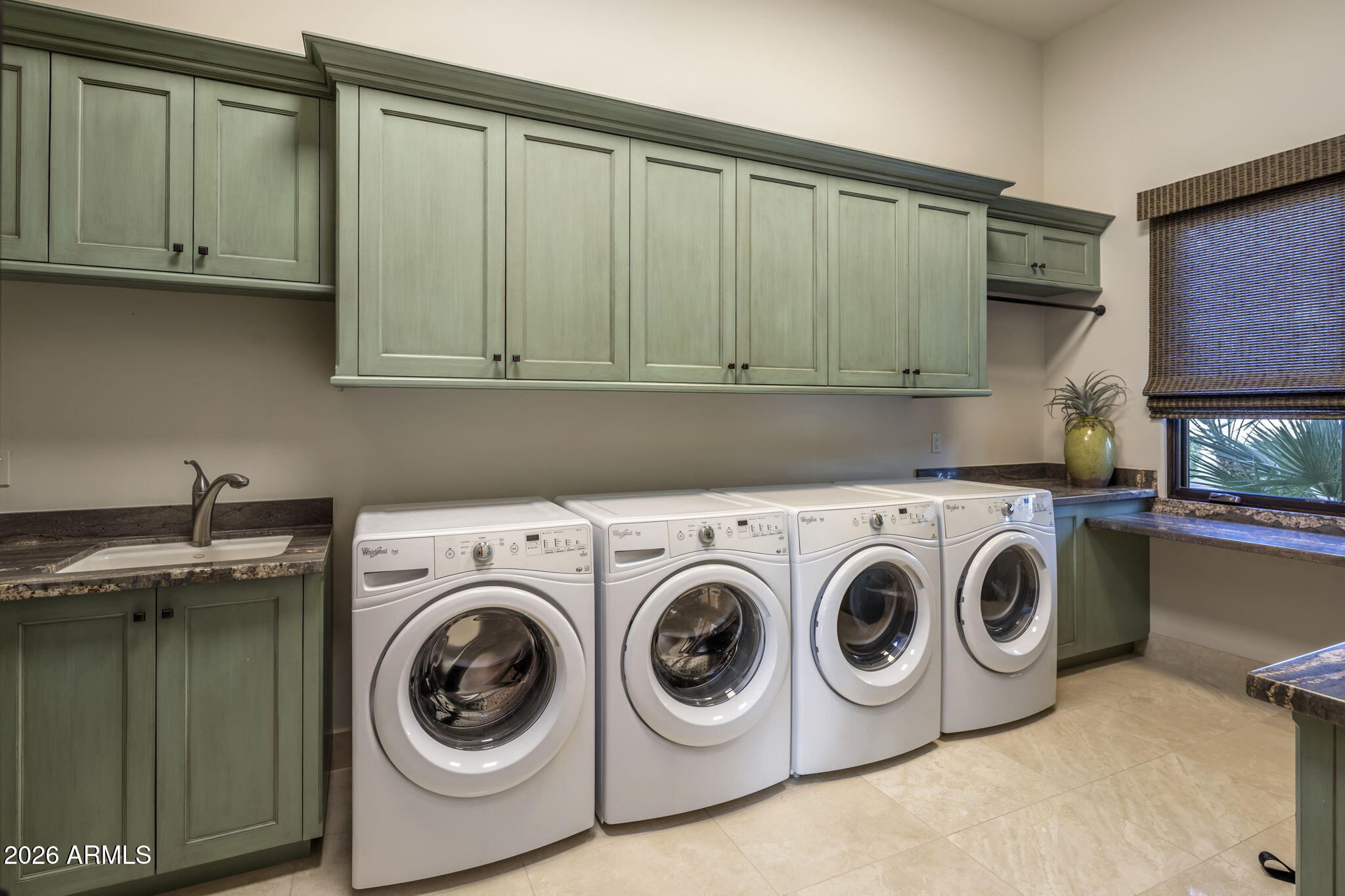 8111 N 62ND Place Paradise Valley, AZ 85253