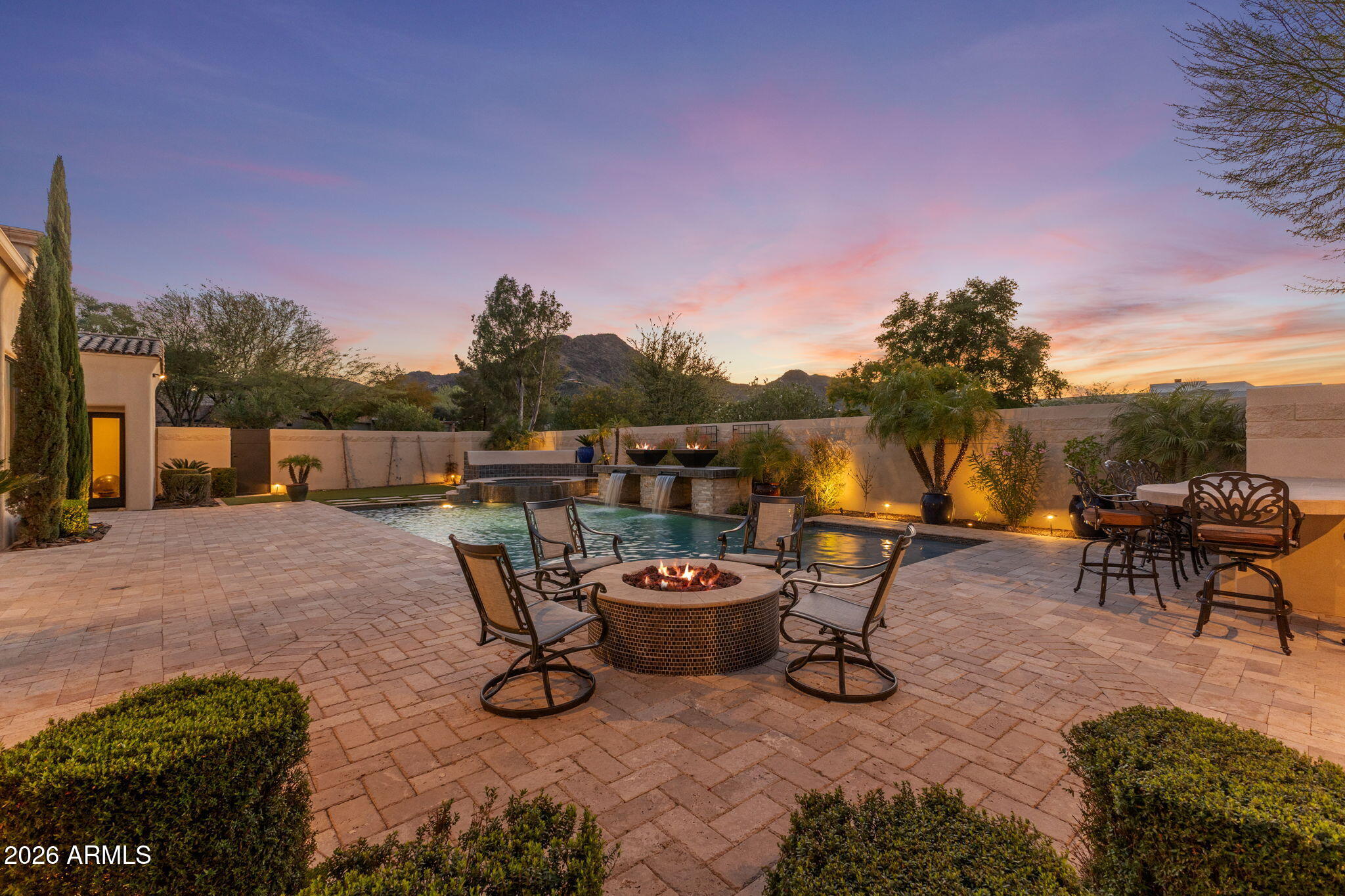 8111 N 62ND Place Paradise Valley, AZ 85253