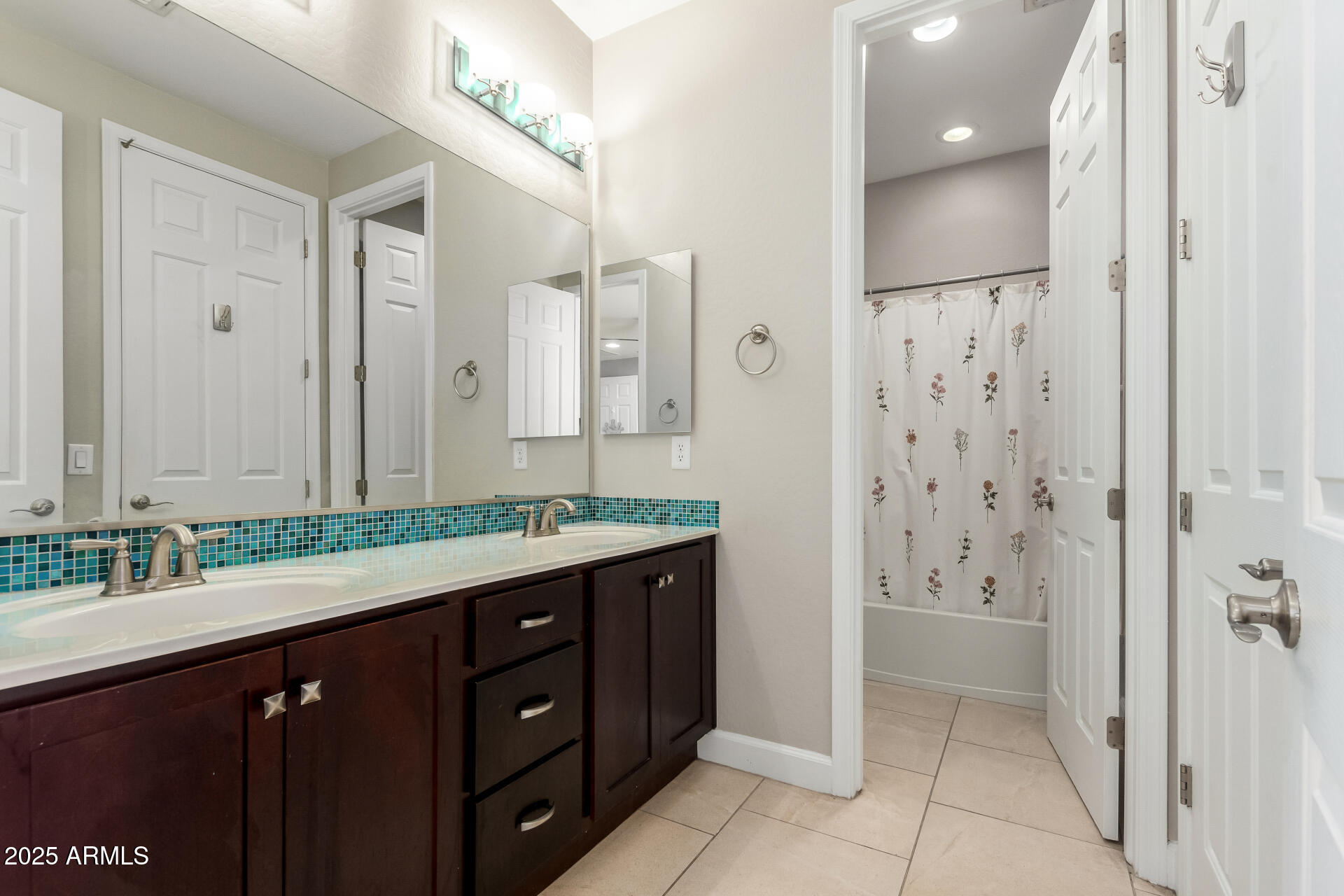 5547 S TATUM Court Gilbert, AZ 85298