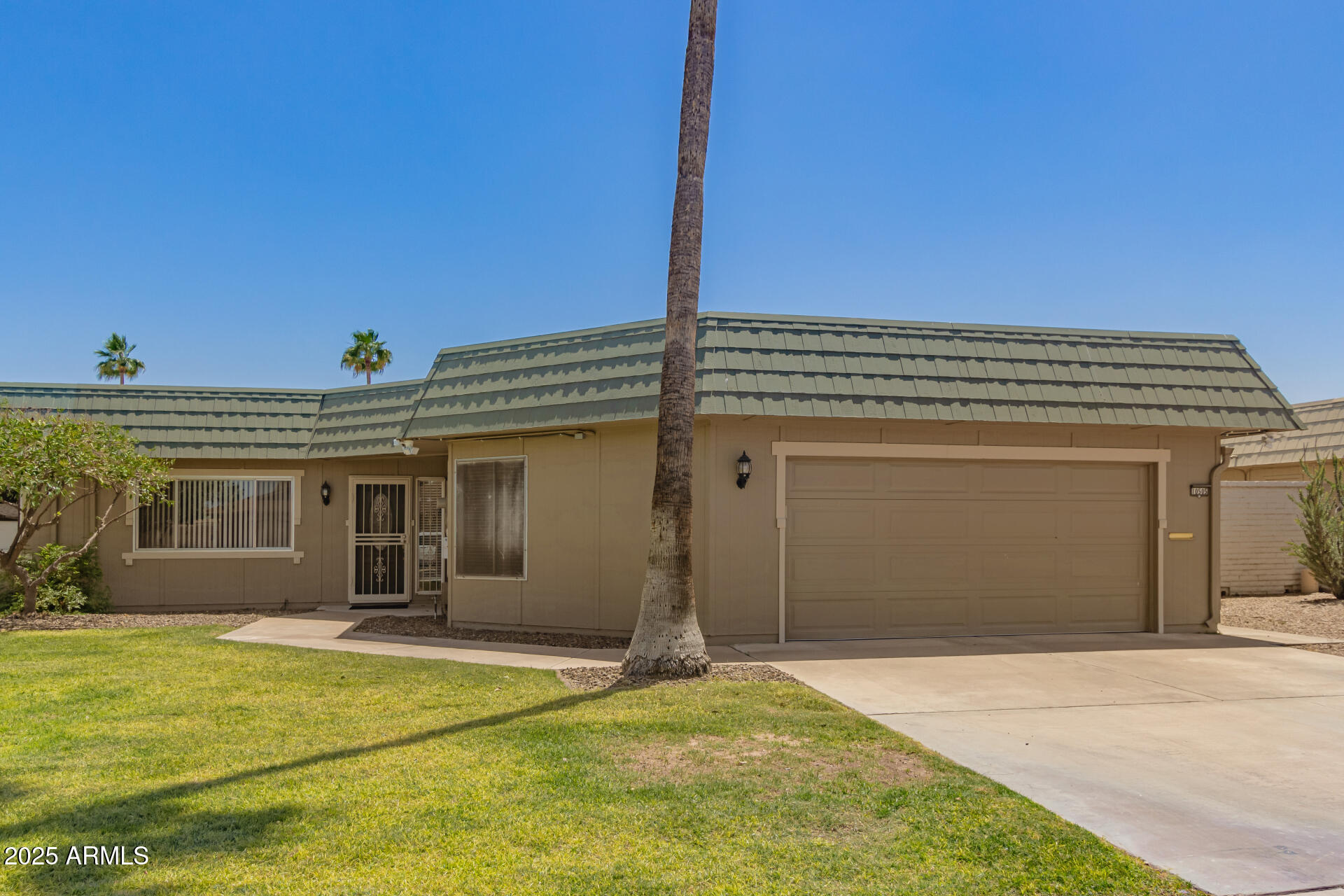 10505 W CAMPANA Drive Sun City, AZ 85351