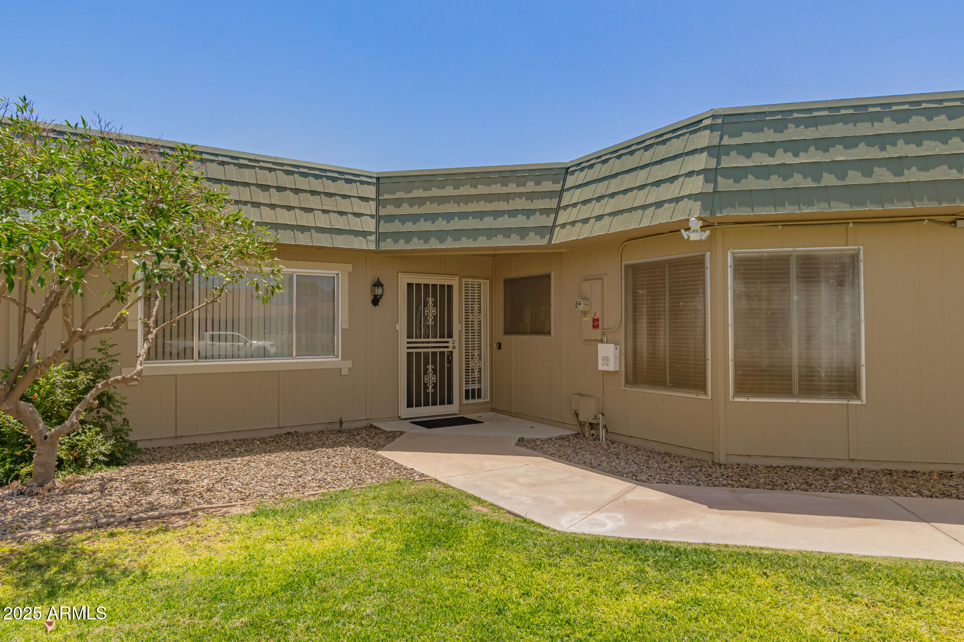10505 W CAMPANA Drive Sun City, AZ 85351
