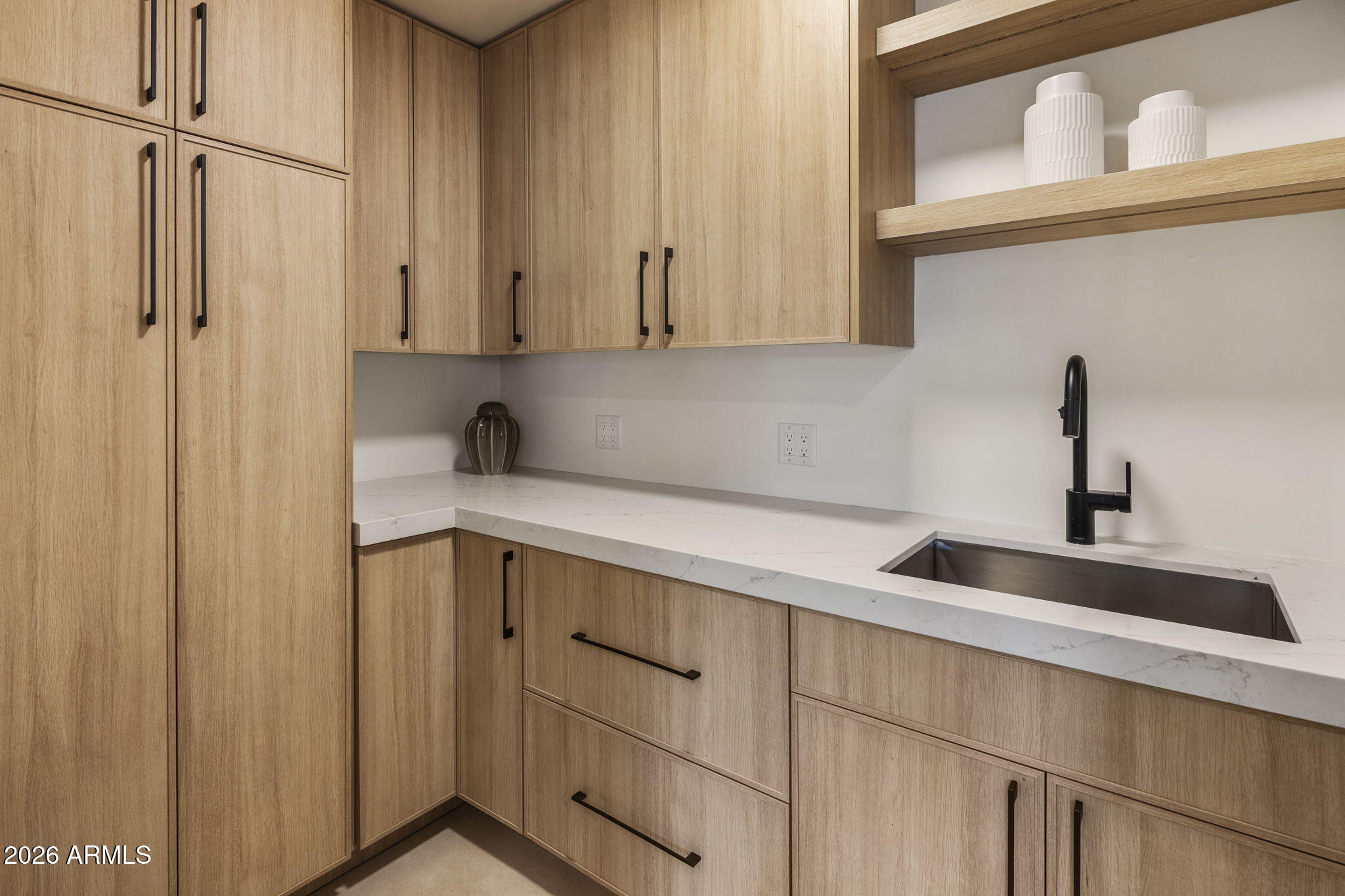 6250 E CHARTER OAK Road Scottsdale, AZ 85254