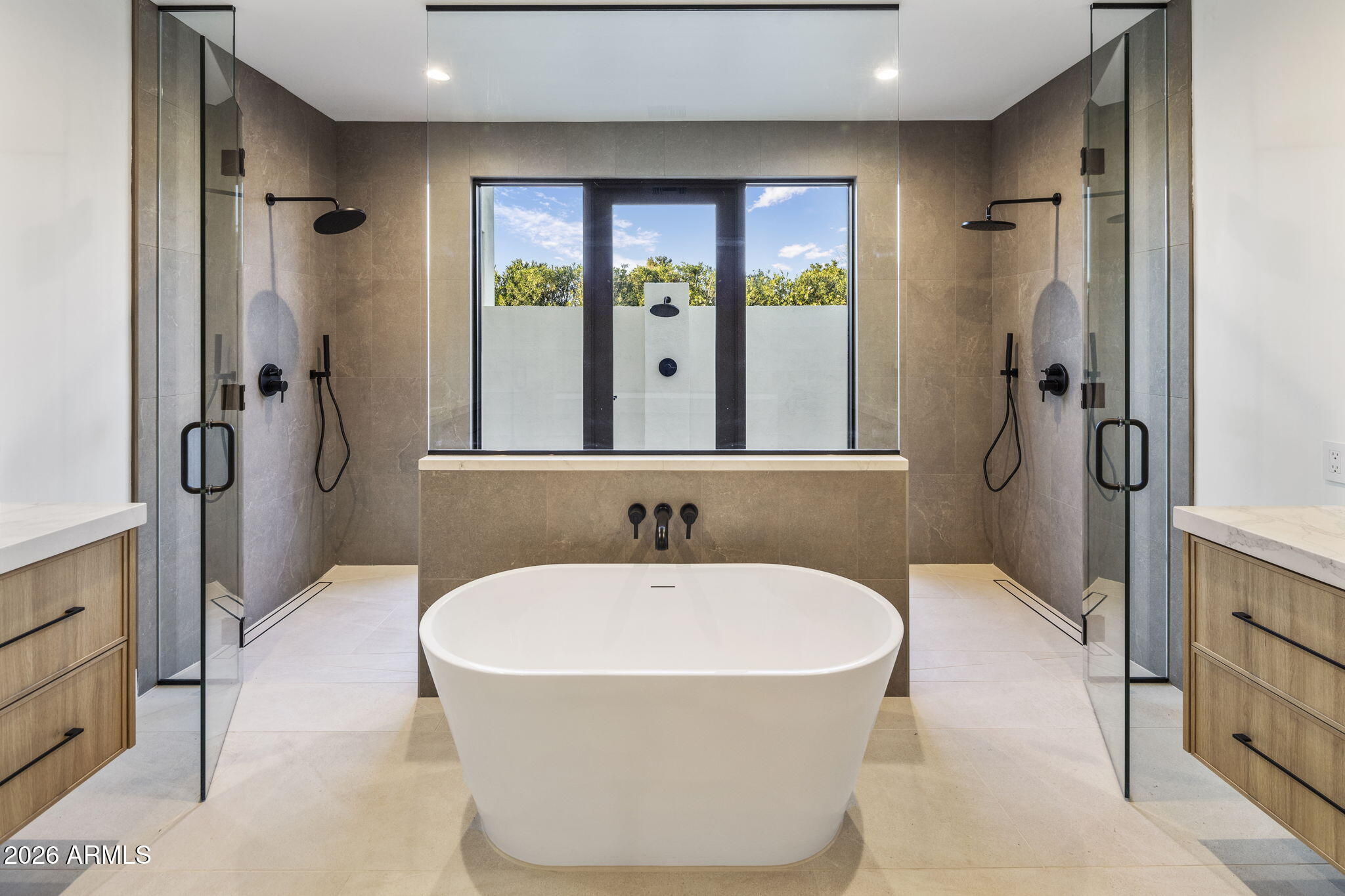 6250 E CHARTER OAK Road Scottsdale, AZ 85254