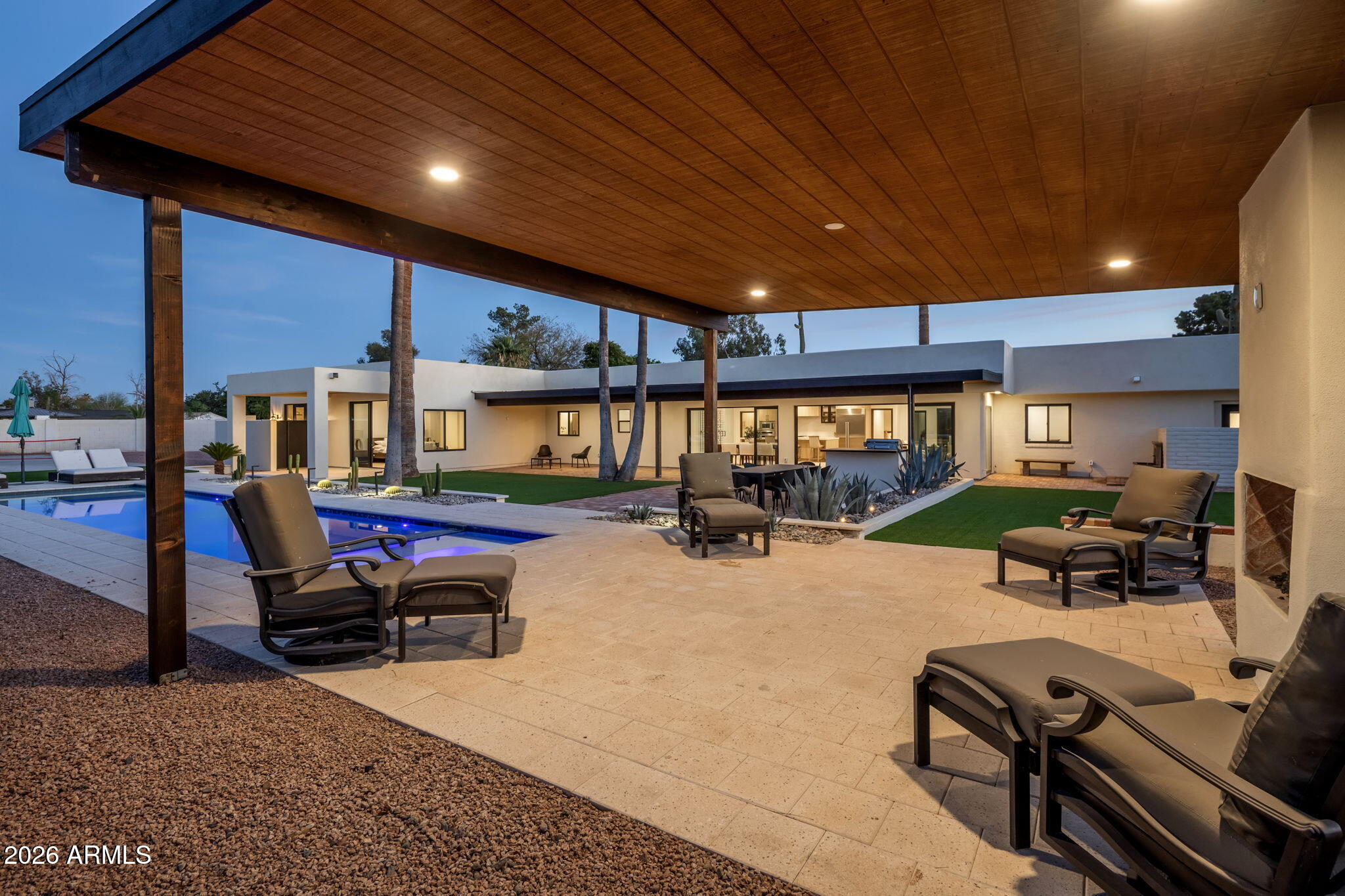 6250 E CHARTER OAK Road Scottsdale, AZ 85254