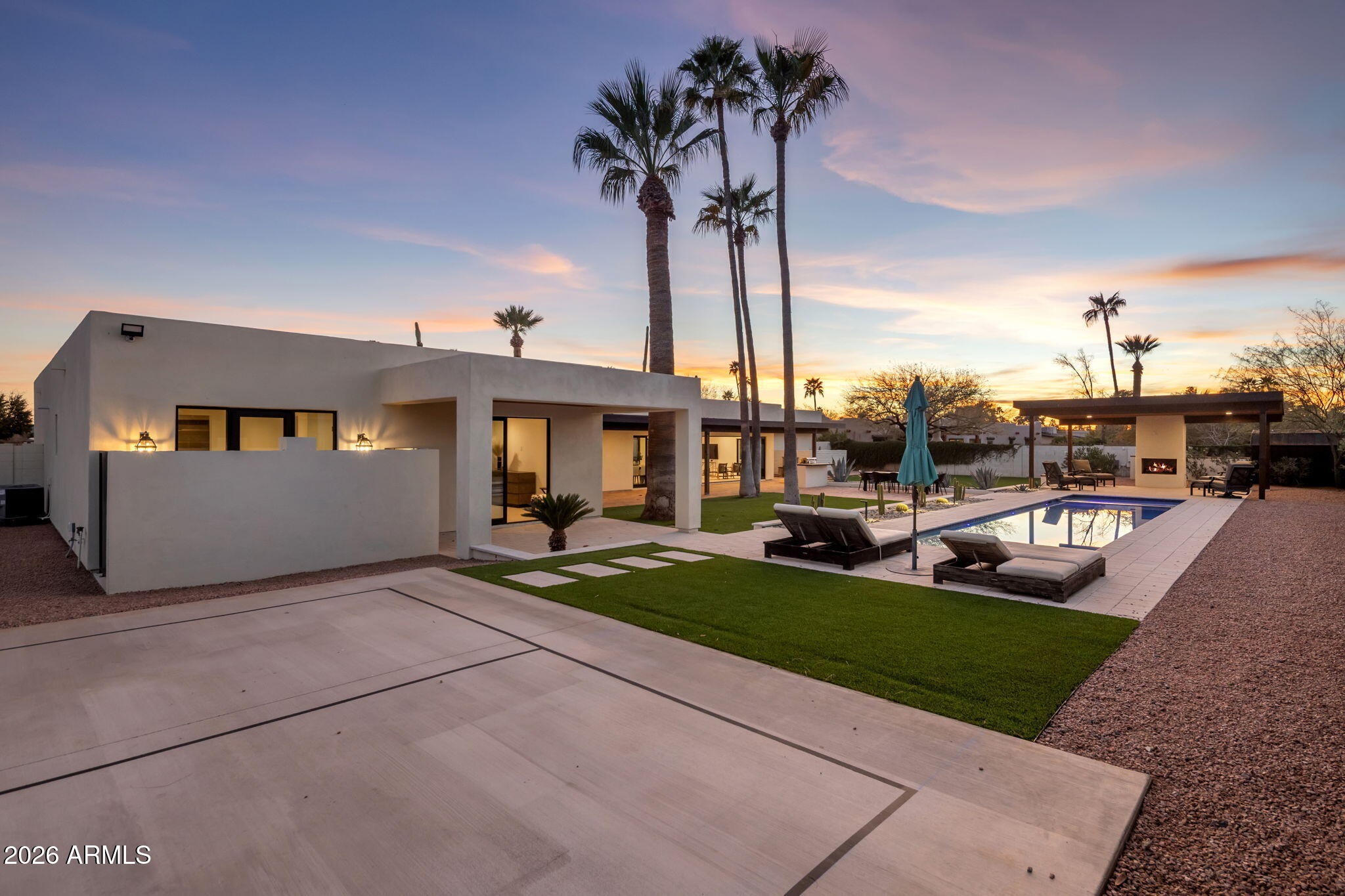 6250 E CHARTER OAK Road Scottsdale, AZ 85254